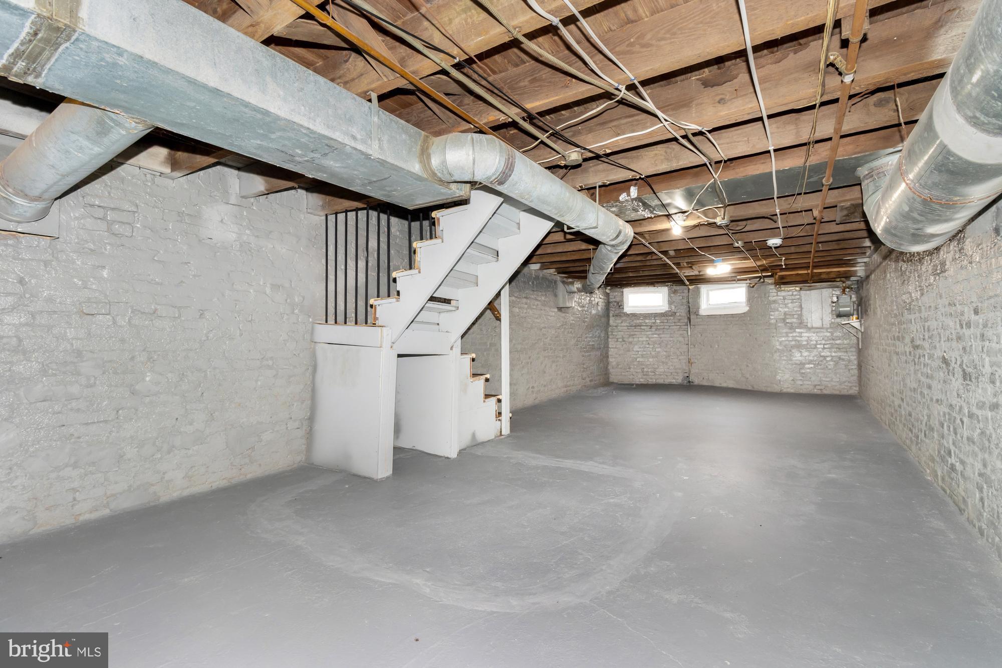 EAST BALTIMORE MIDWAY - Residential Lease