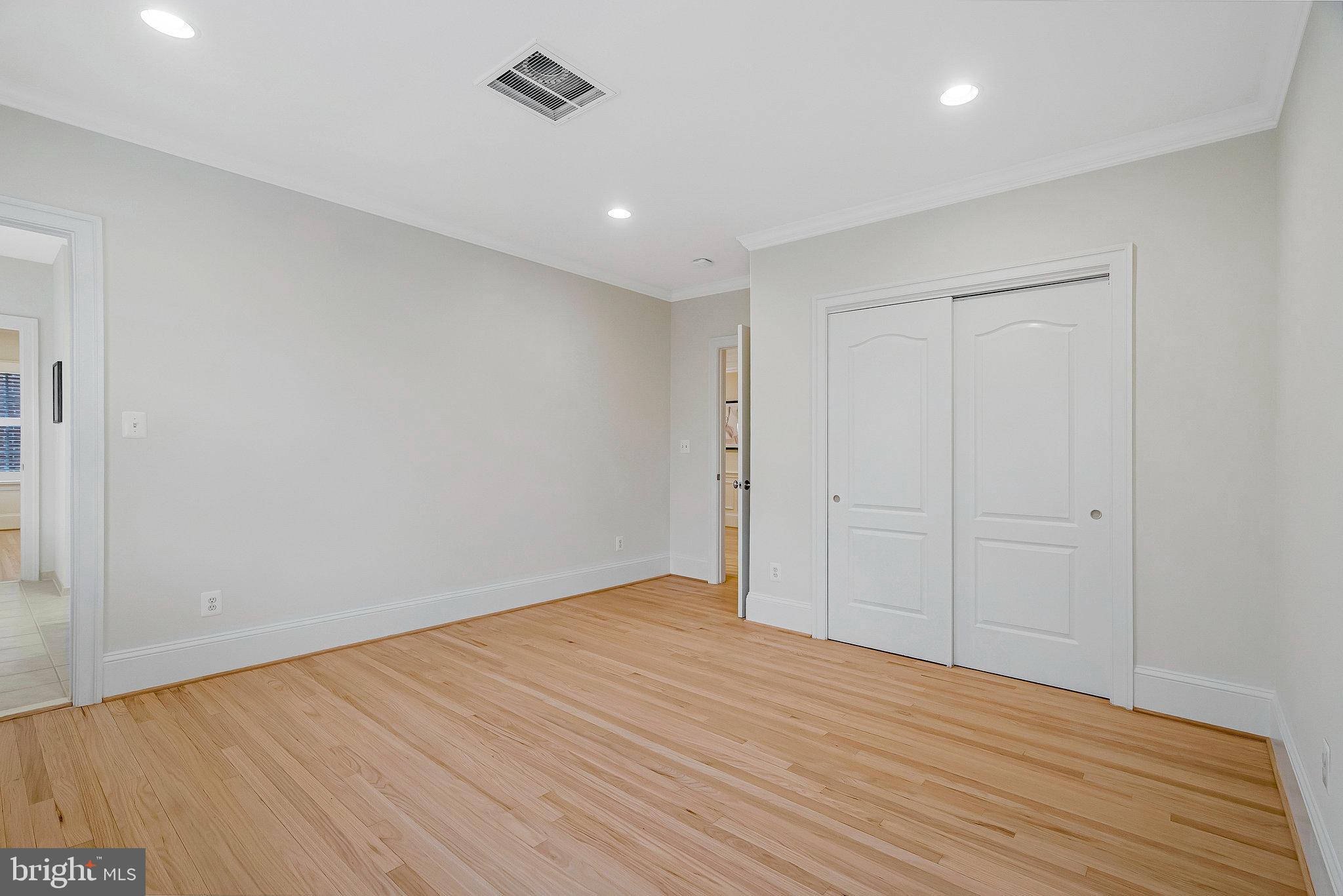 EVANS FARM - Residential