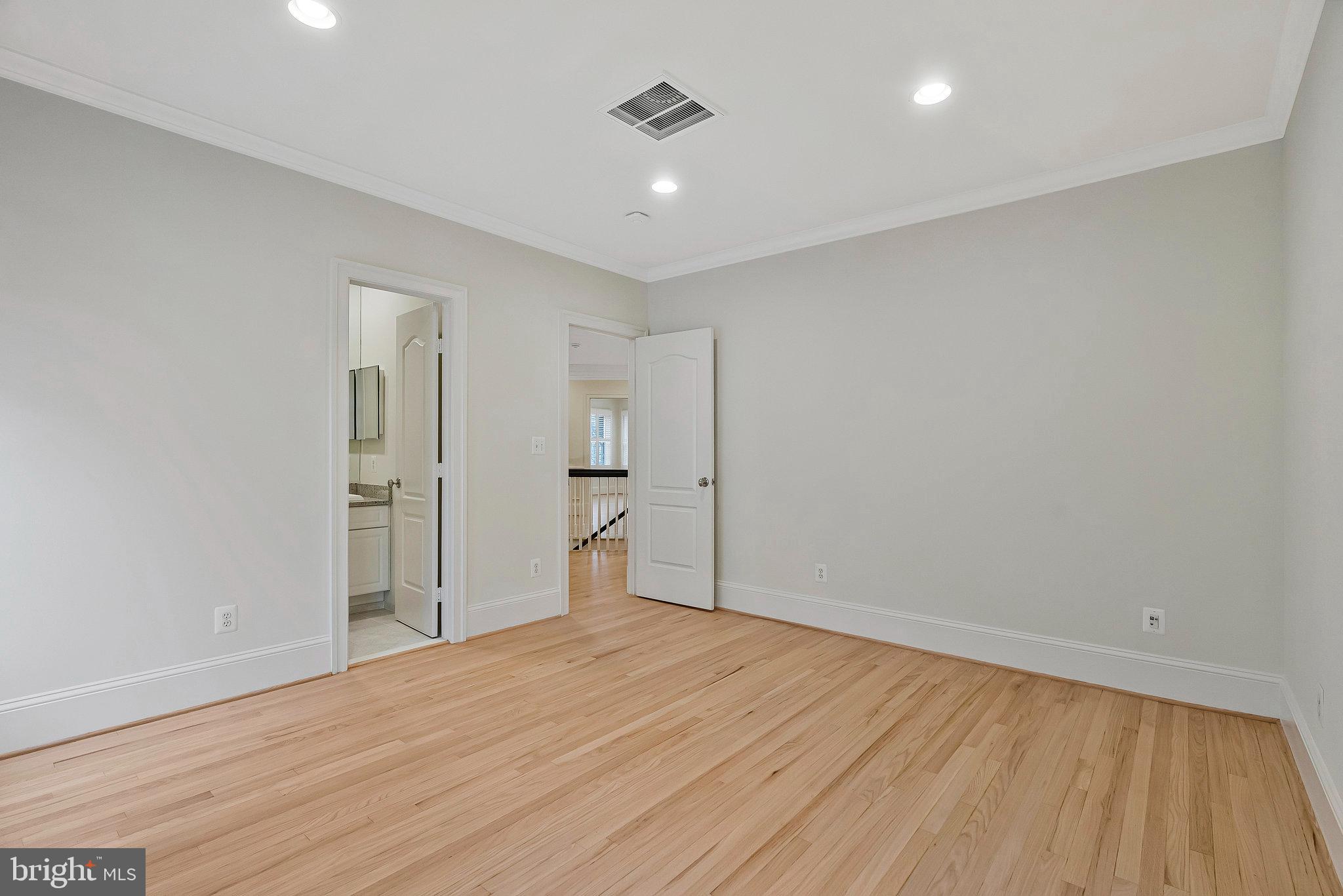 EVANS FARM - Residential