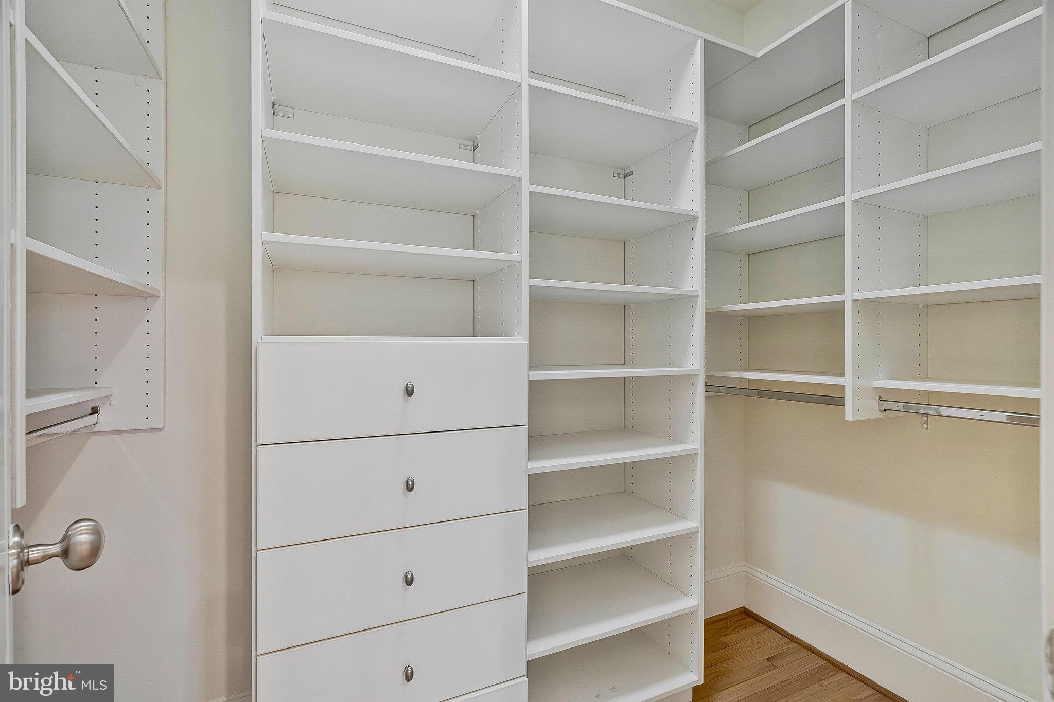 EVANS FARM - Residential