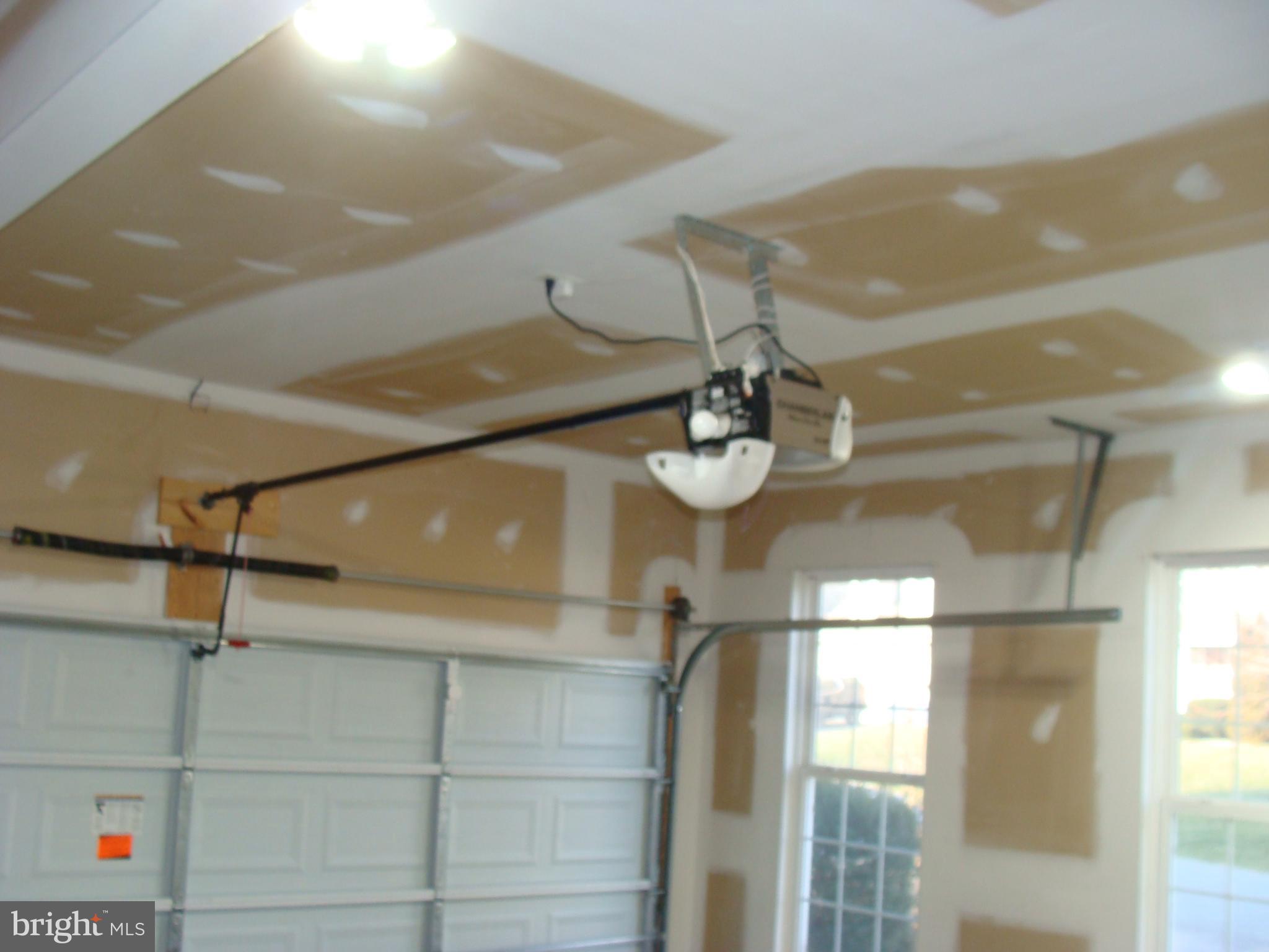 ARRINGTON HEIGHTS SOUTH - Residential Lease