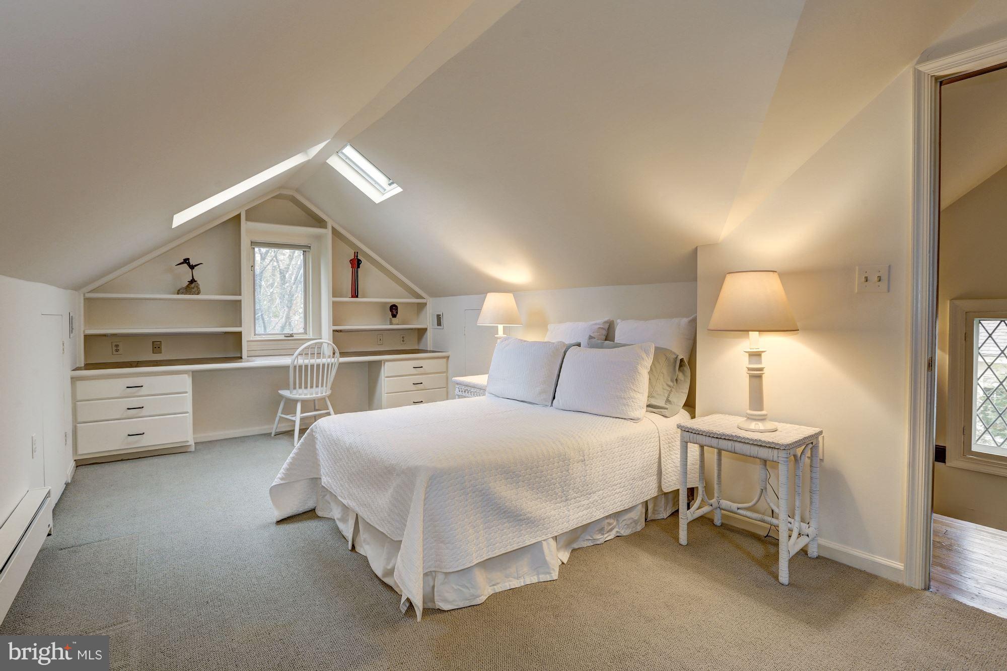 CHEVY CHASE - Residential