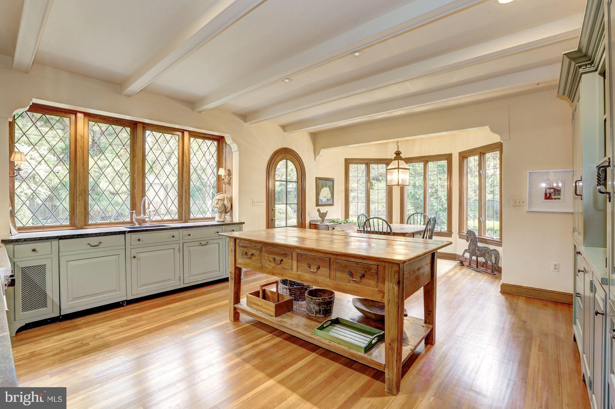 CHEVY CHASE - Residential