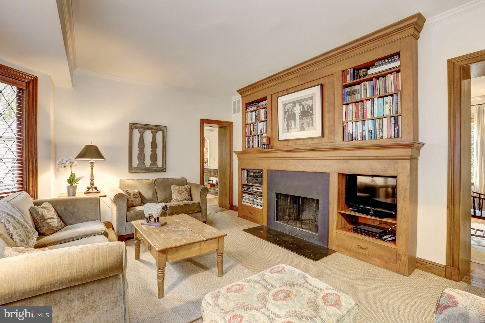 CHEVY CHASE - Residential