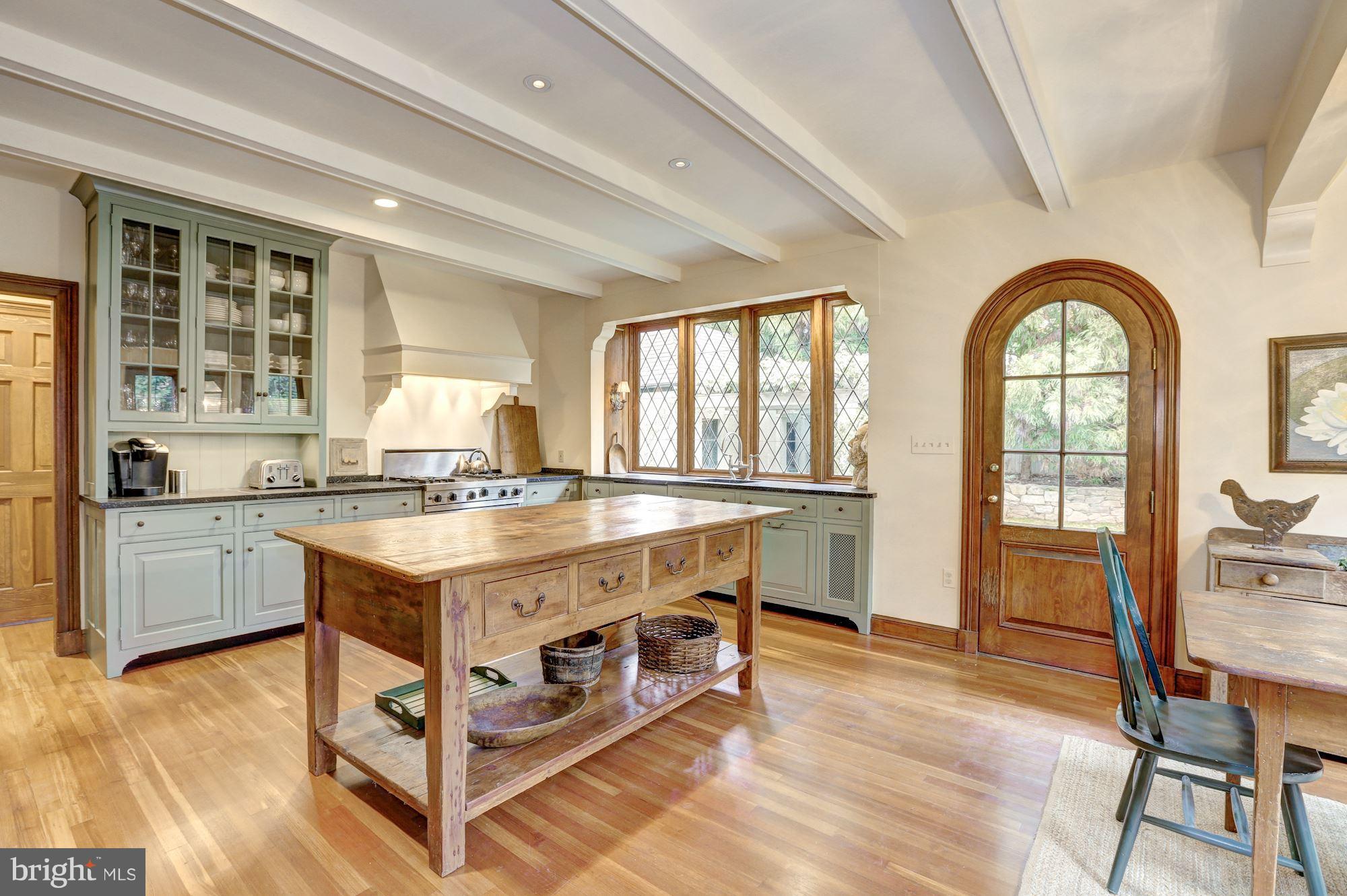 CHEVY CHASE - Residential