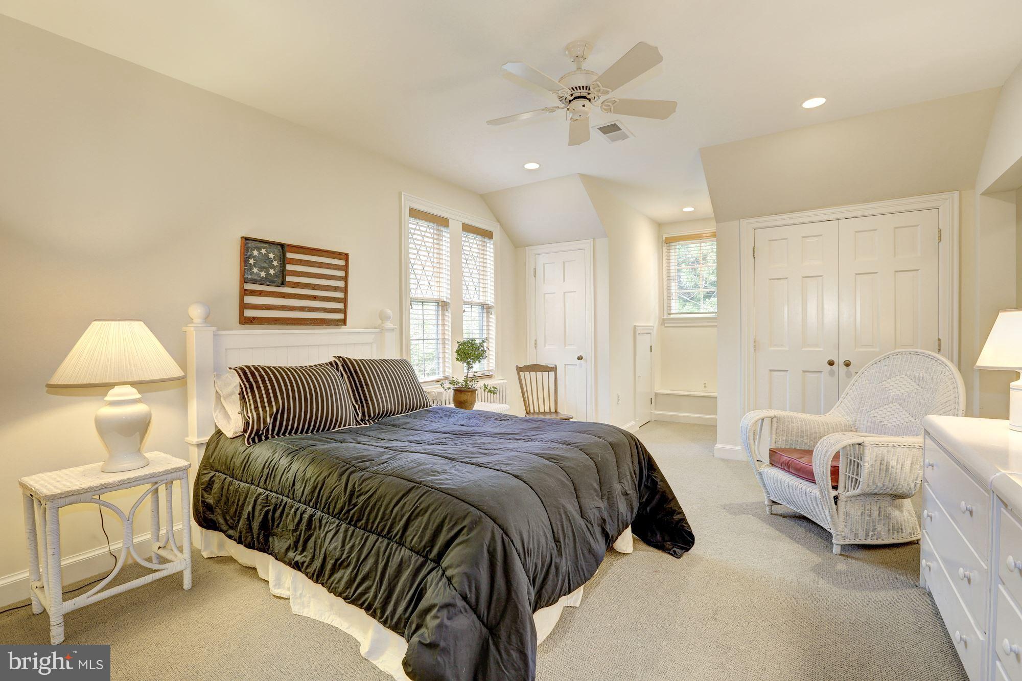 CHEVY CHASE - Residential