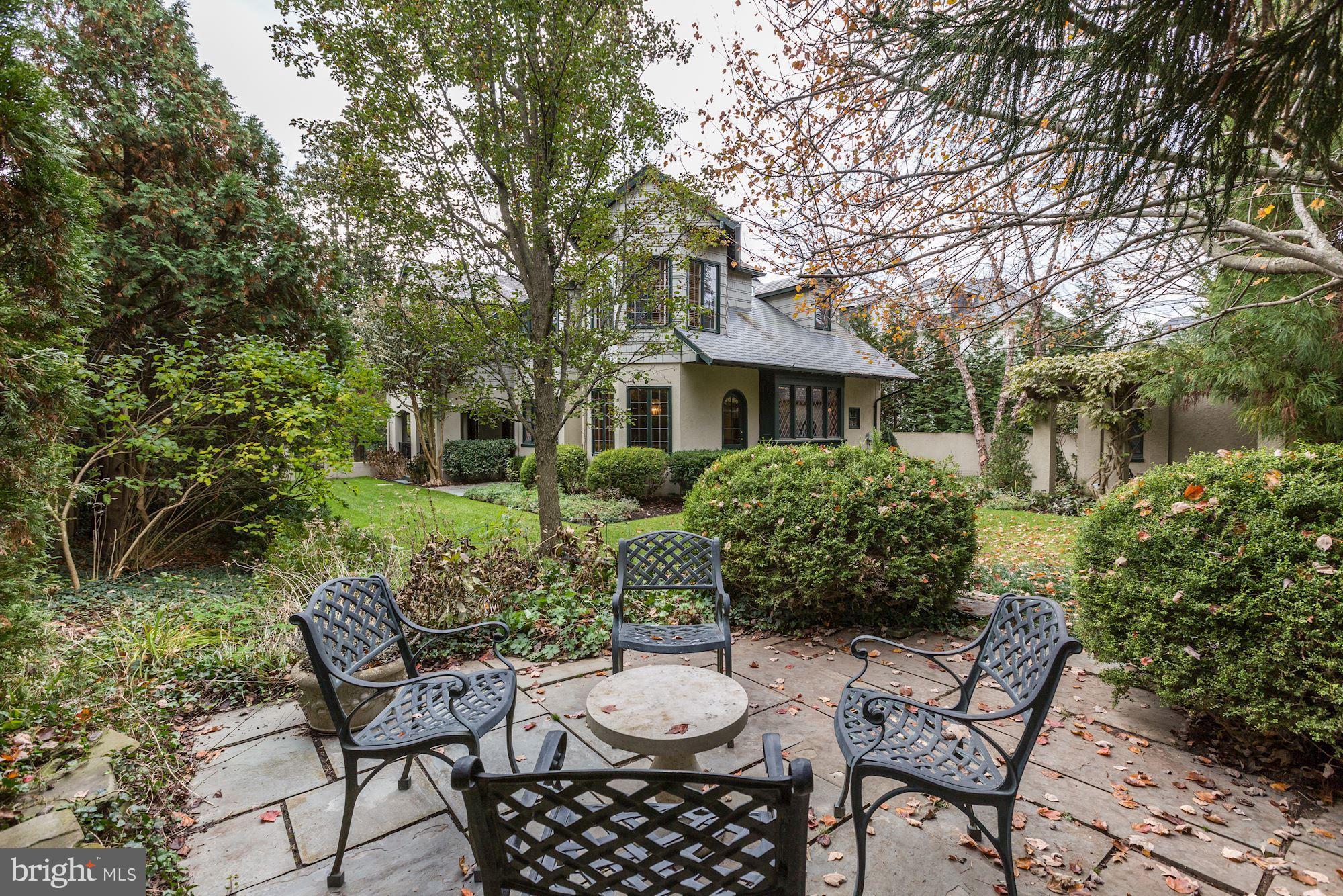 CHEVY CHASE - Residential