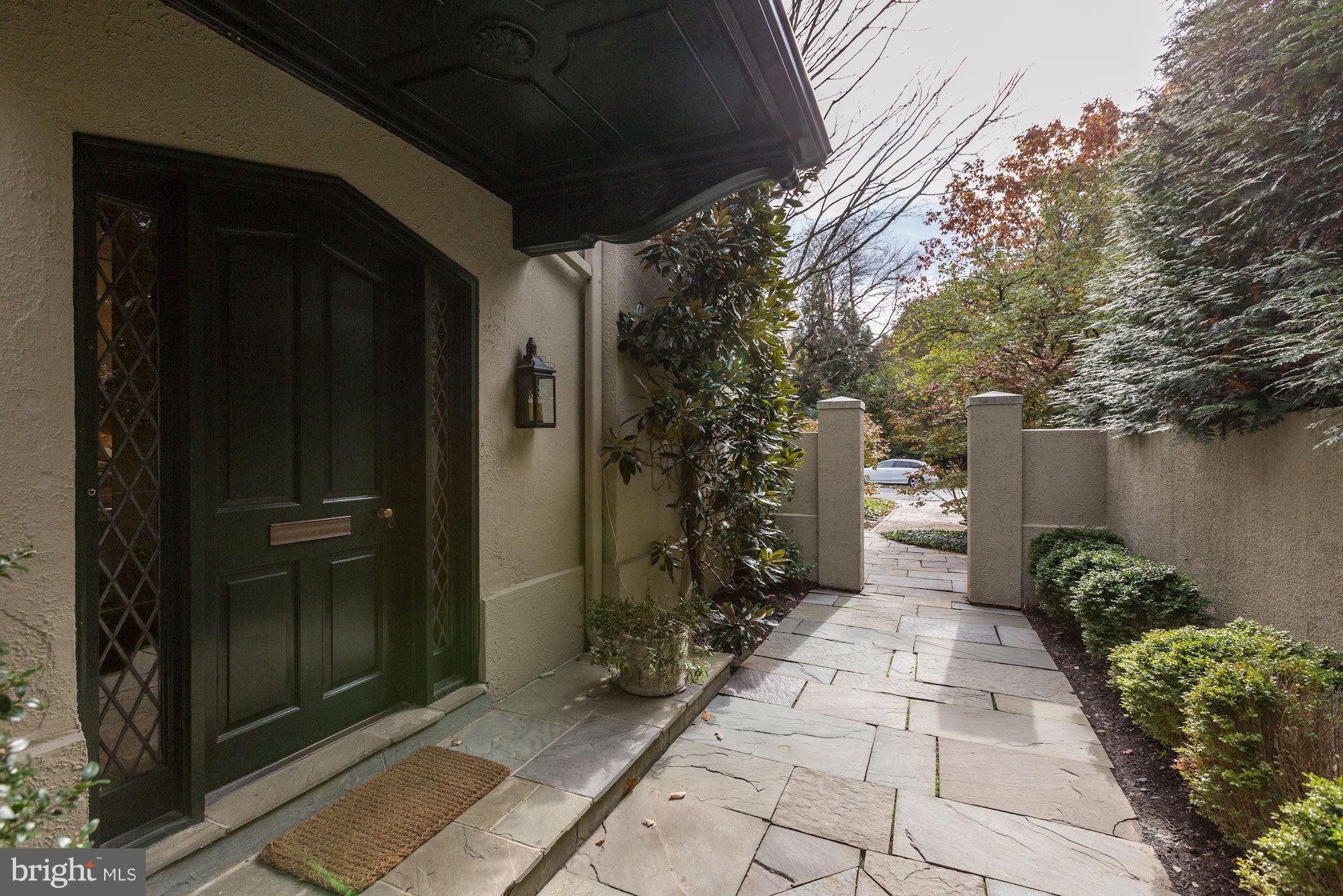 CHEVY CHASE - Residential