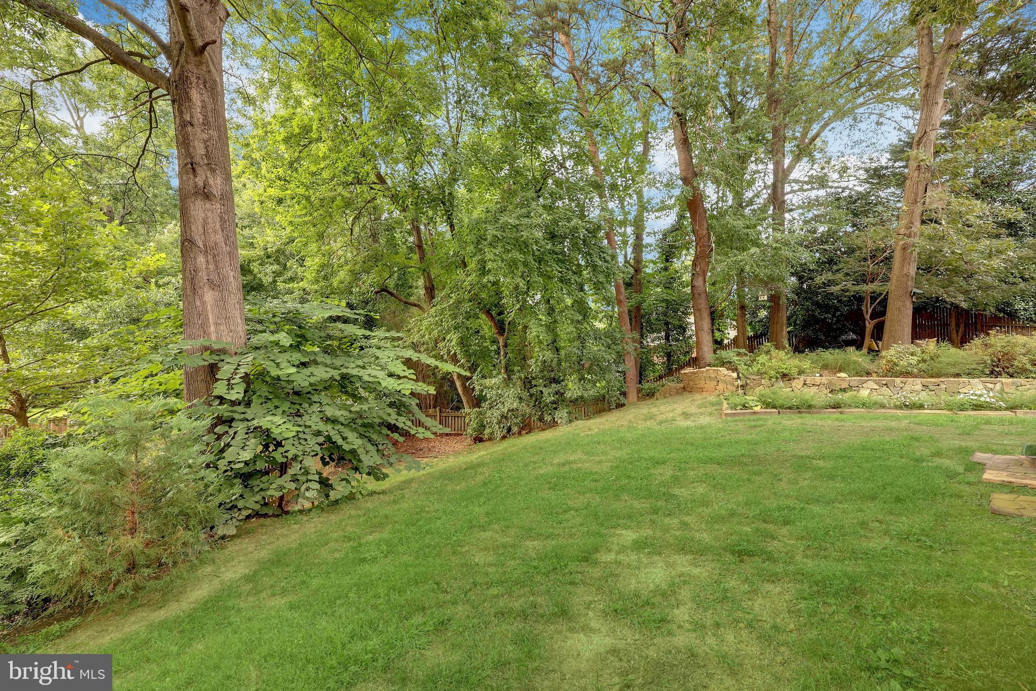 STRATFORD LANDING - Residential