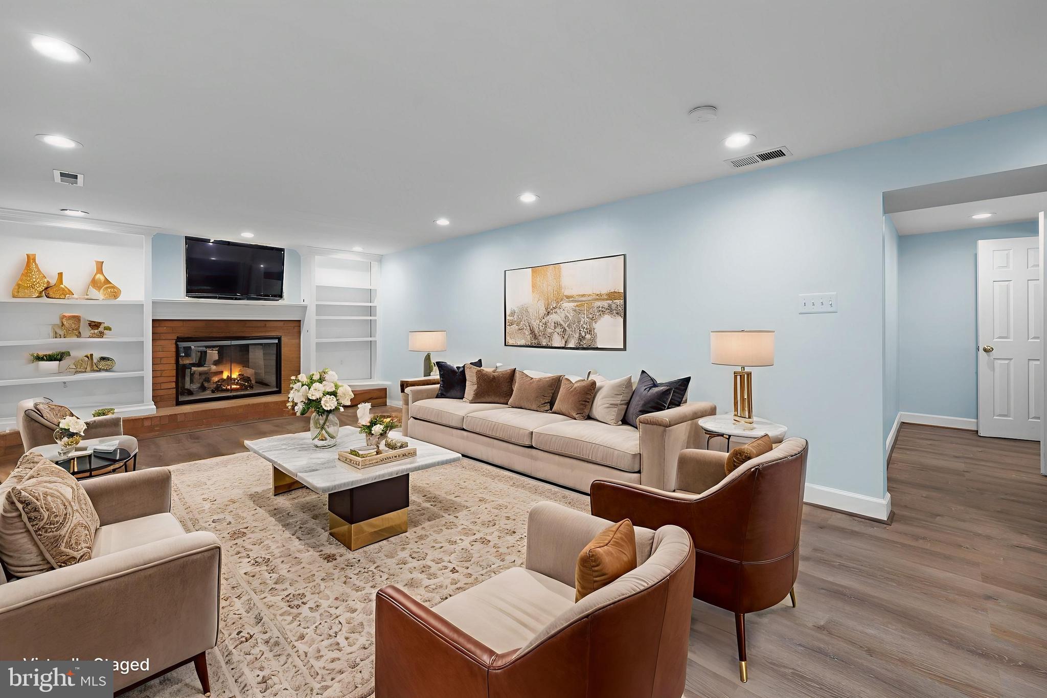 STRATFORD LANDING - Residential