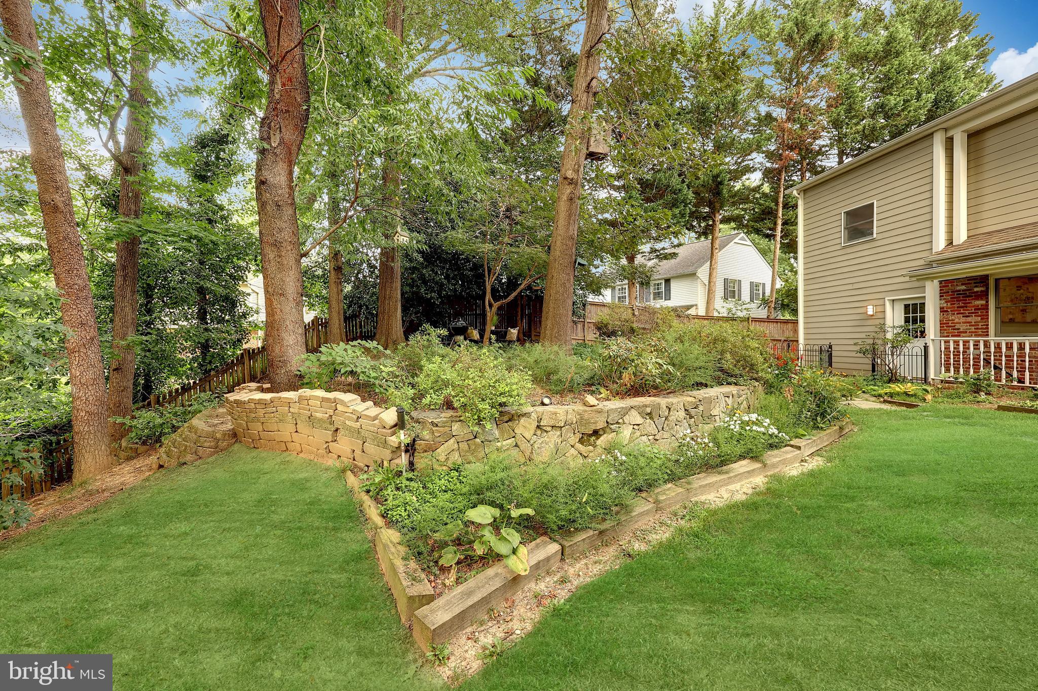 STRATFORD LANDING - Residential