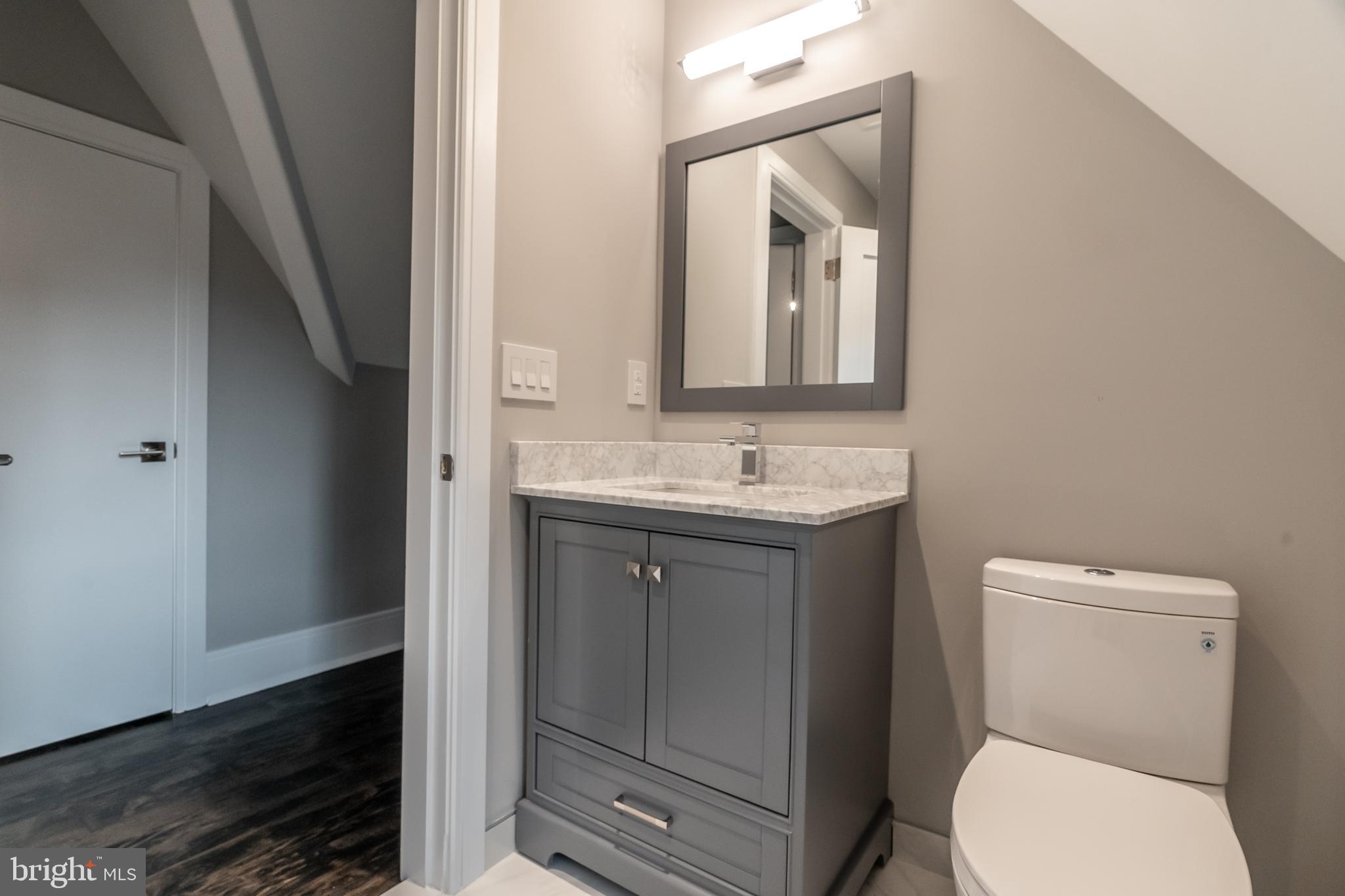 BRYN MAWR - Residential