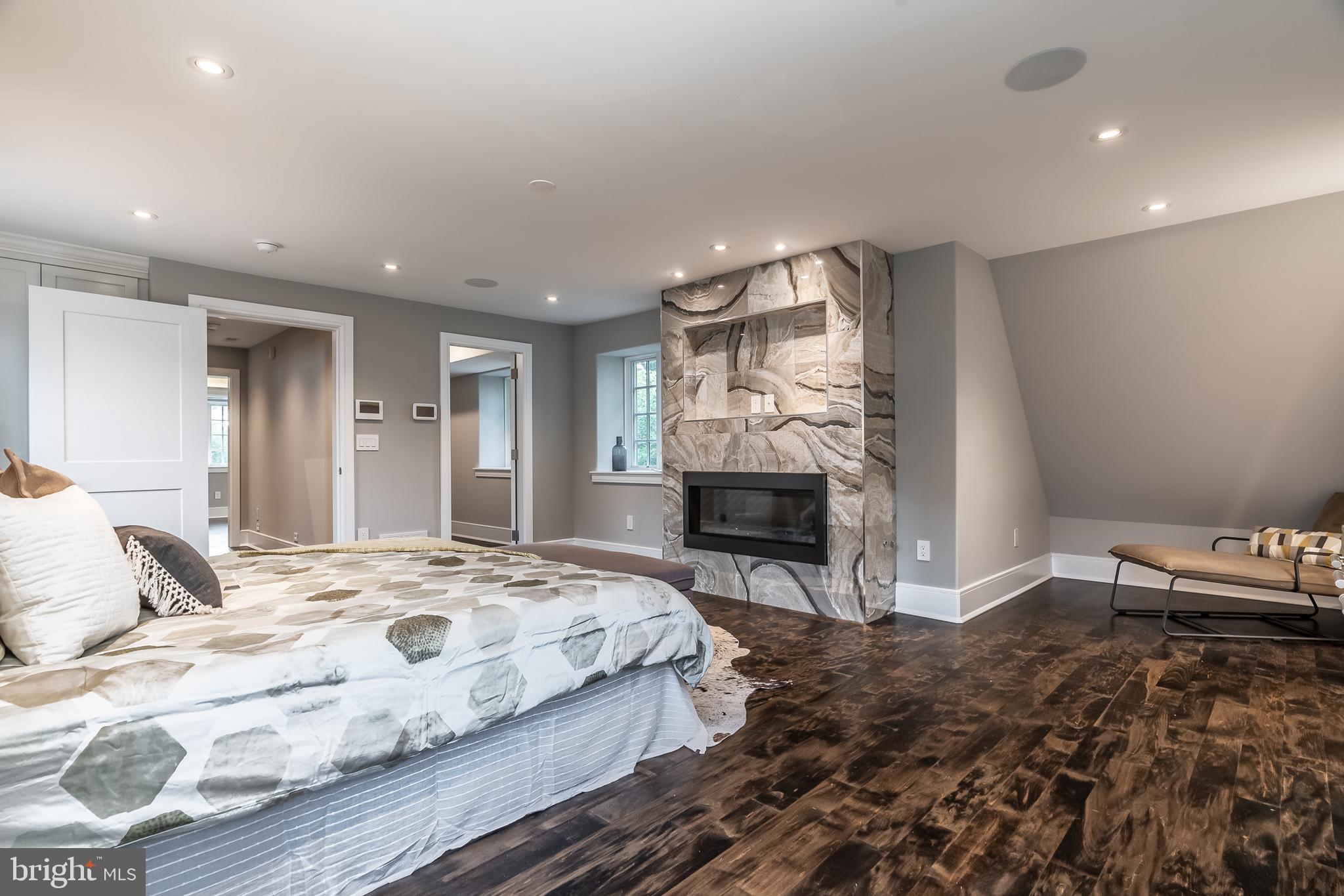 BRYN MAWR - Residential