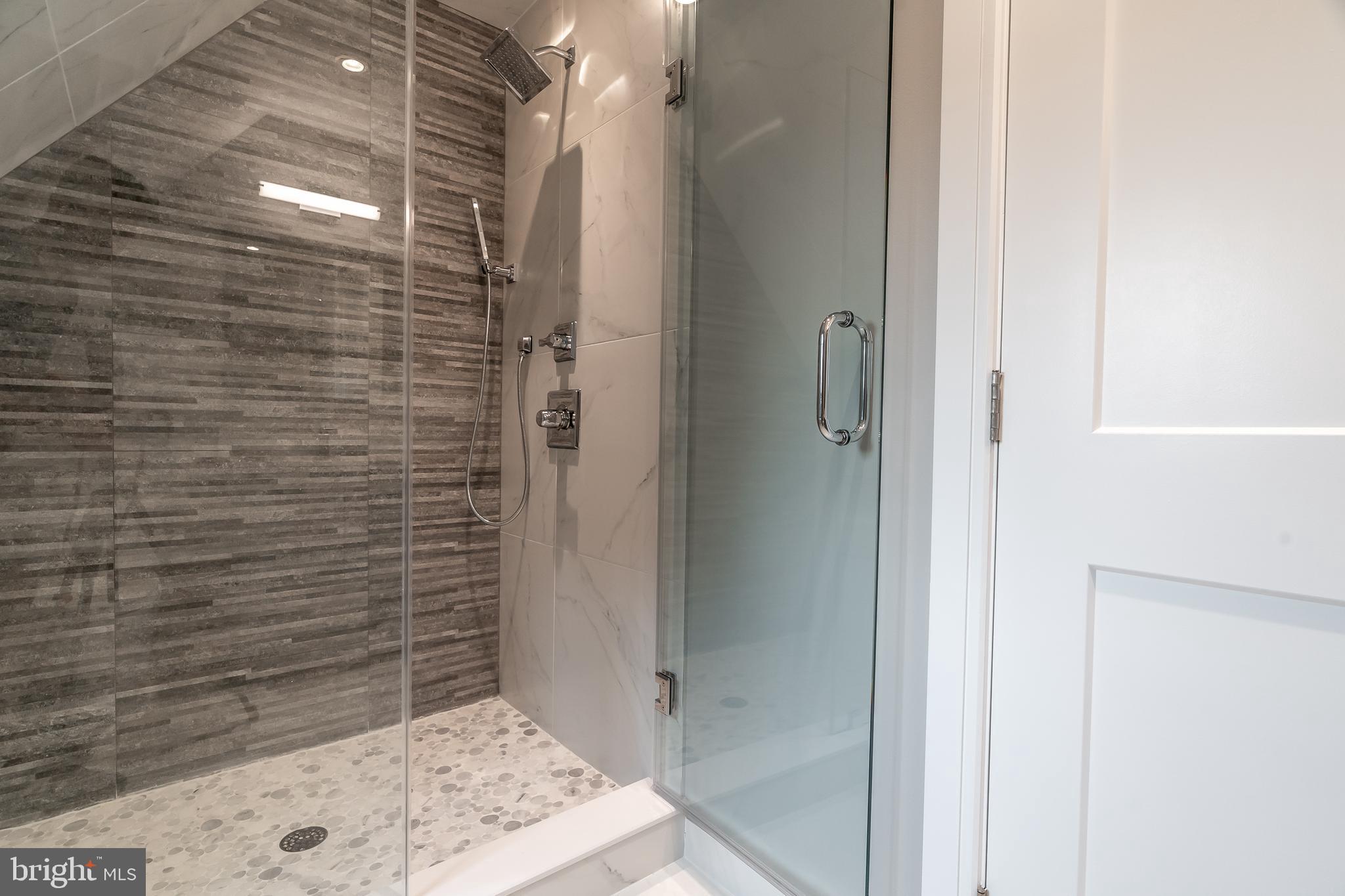 BRYN MAWR - Residential