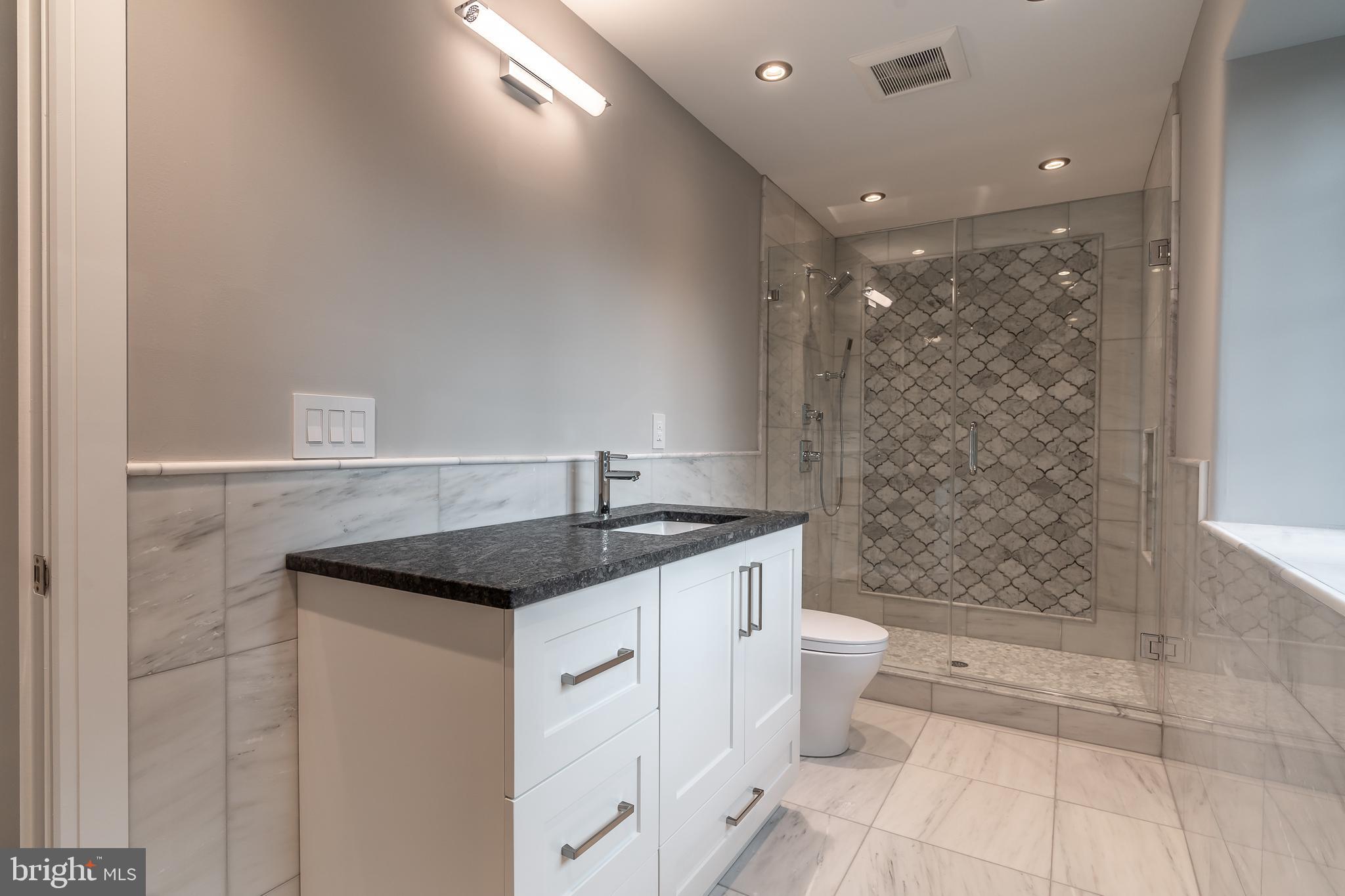 BRYN MAWR - Residential