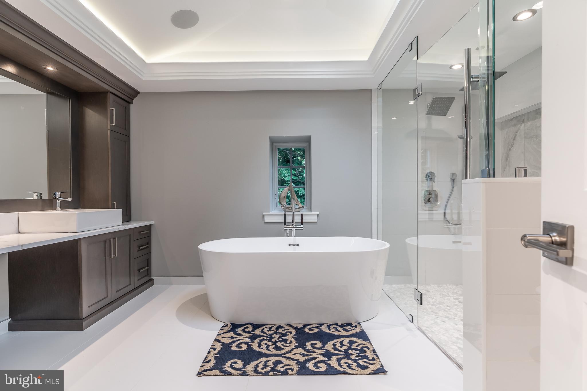 BRYN MAWR - Residential