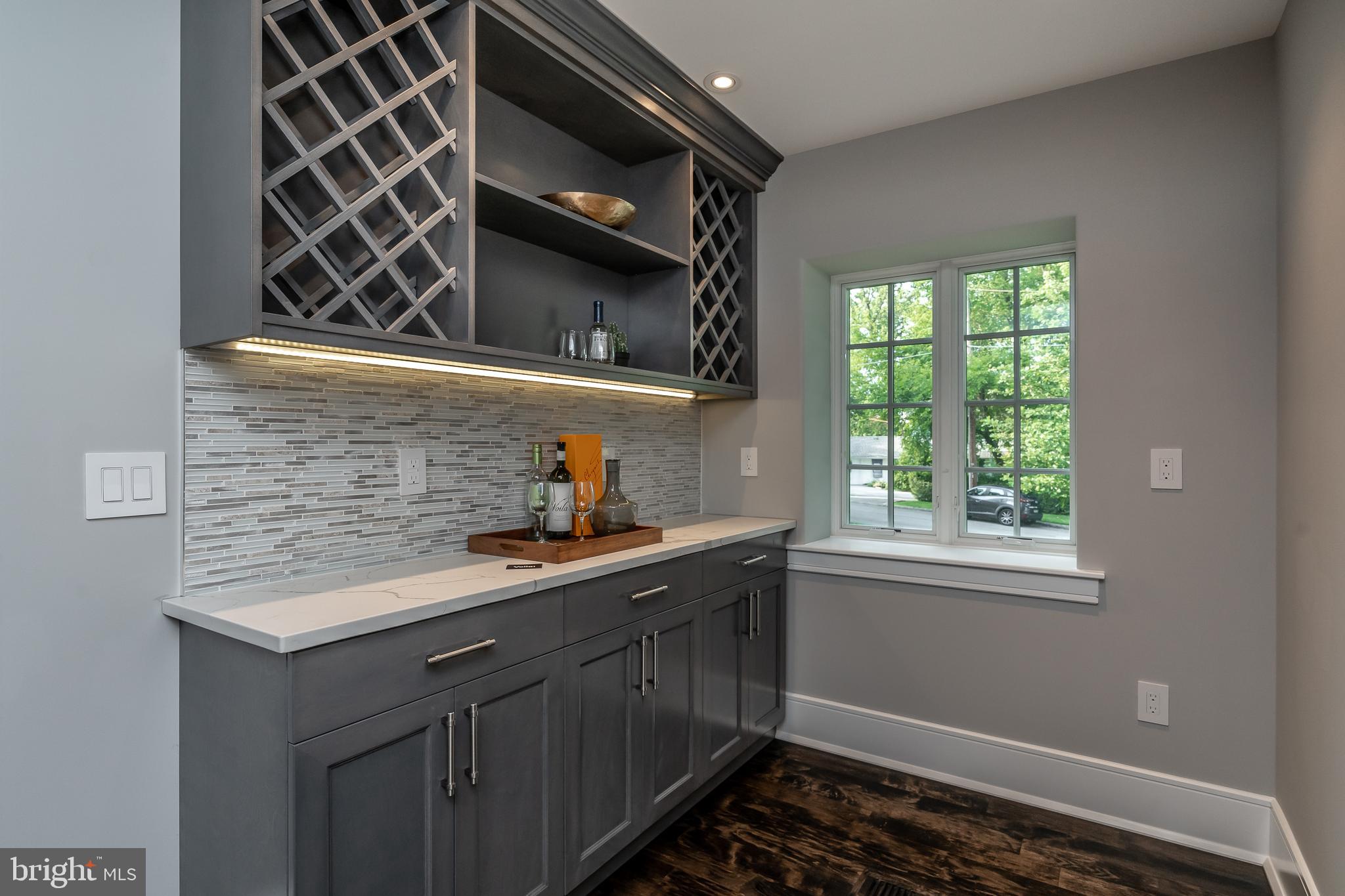 BRYN MAWR - Residential