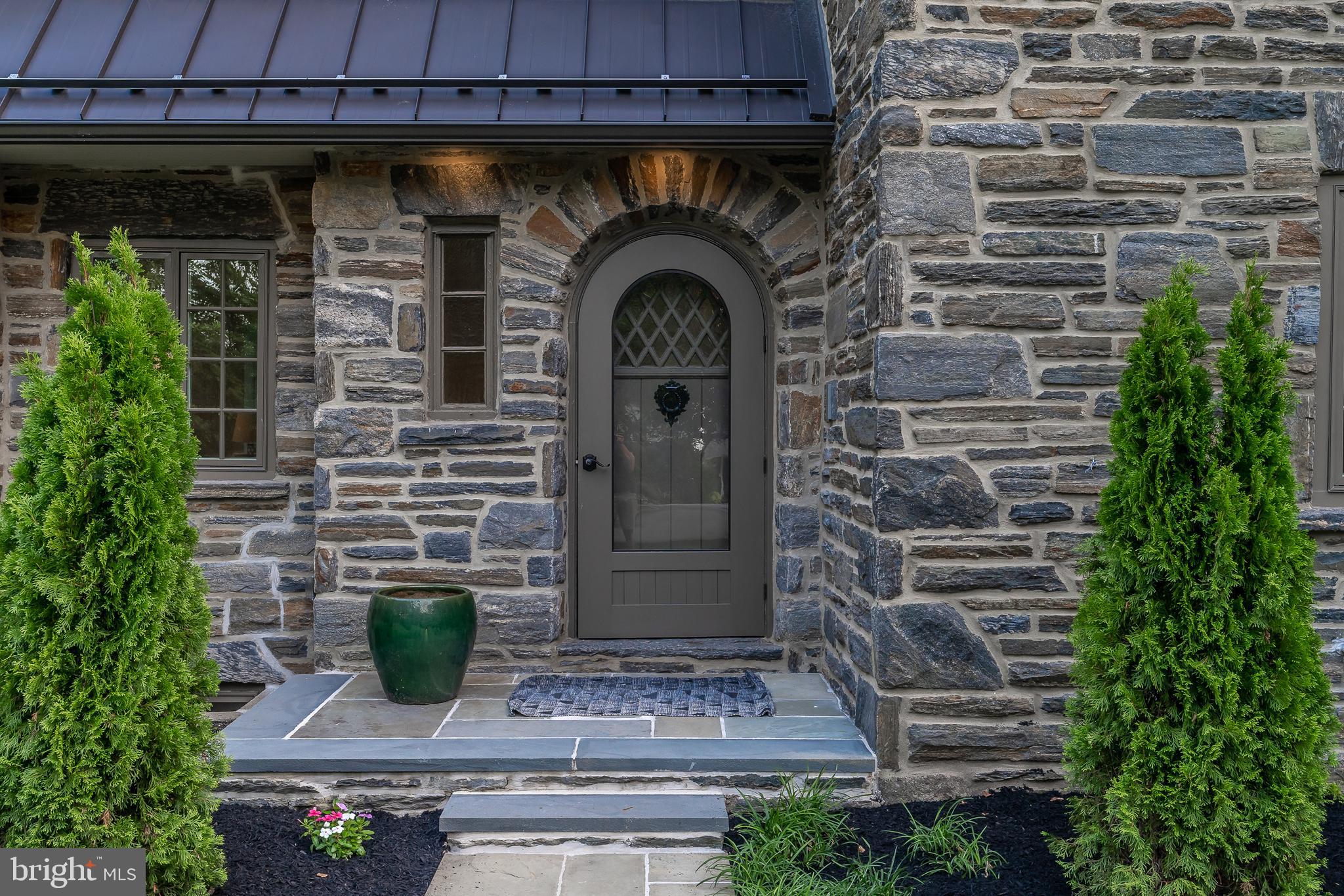 BRYN MAWR - Residential