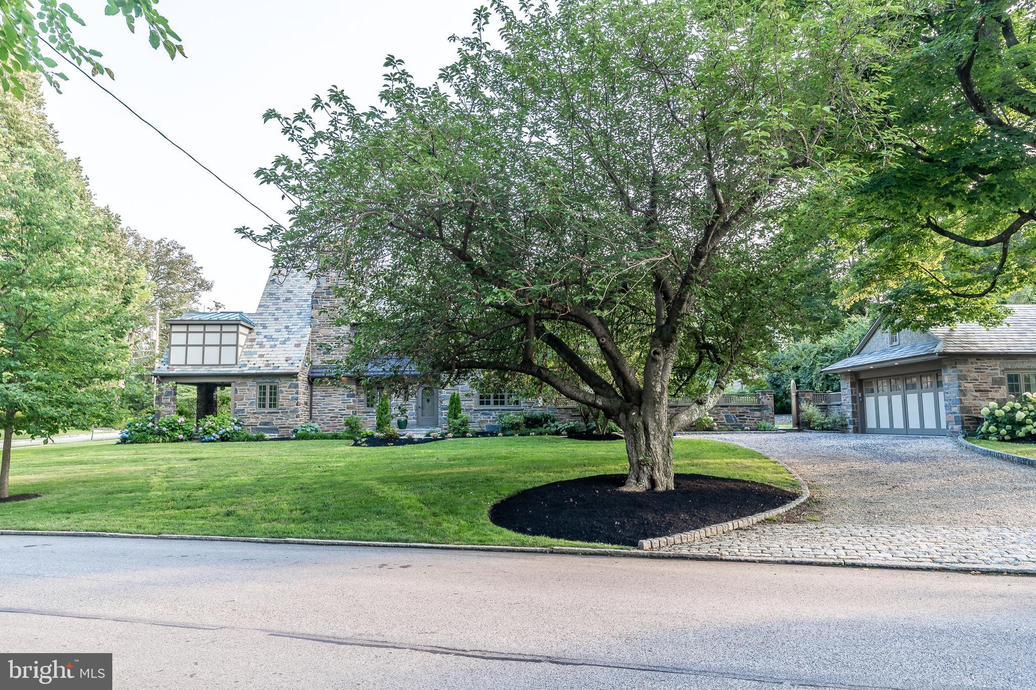 BRYN MAWR - Residential