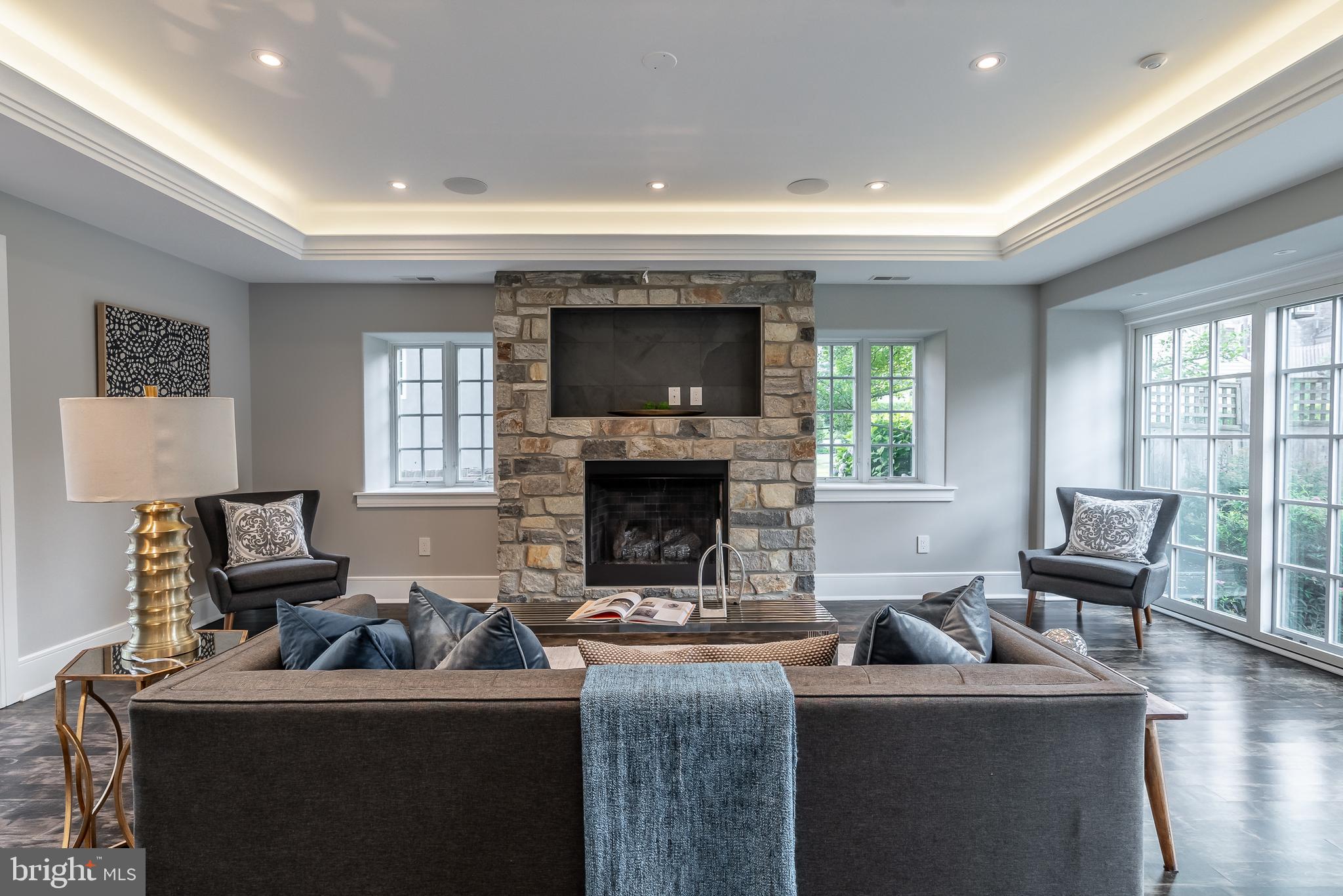 BRYN MAWR - Residential