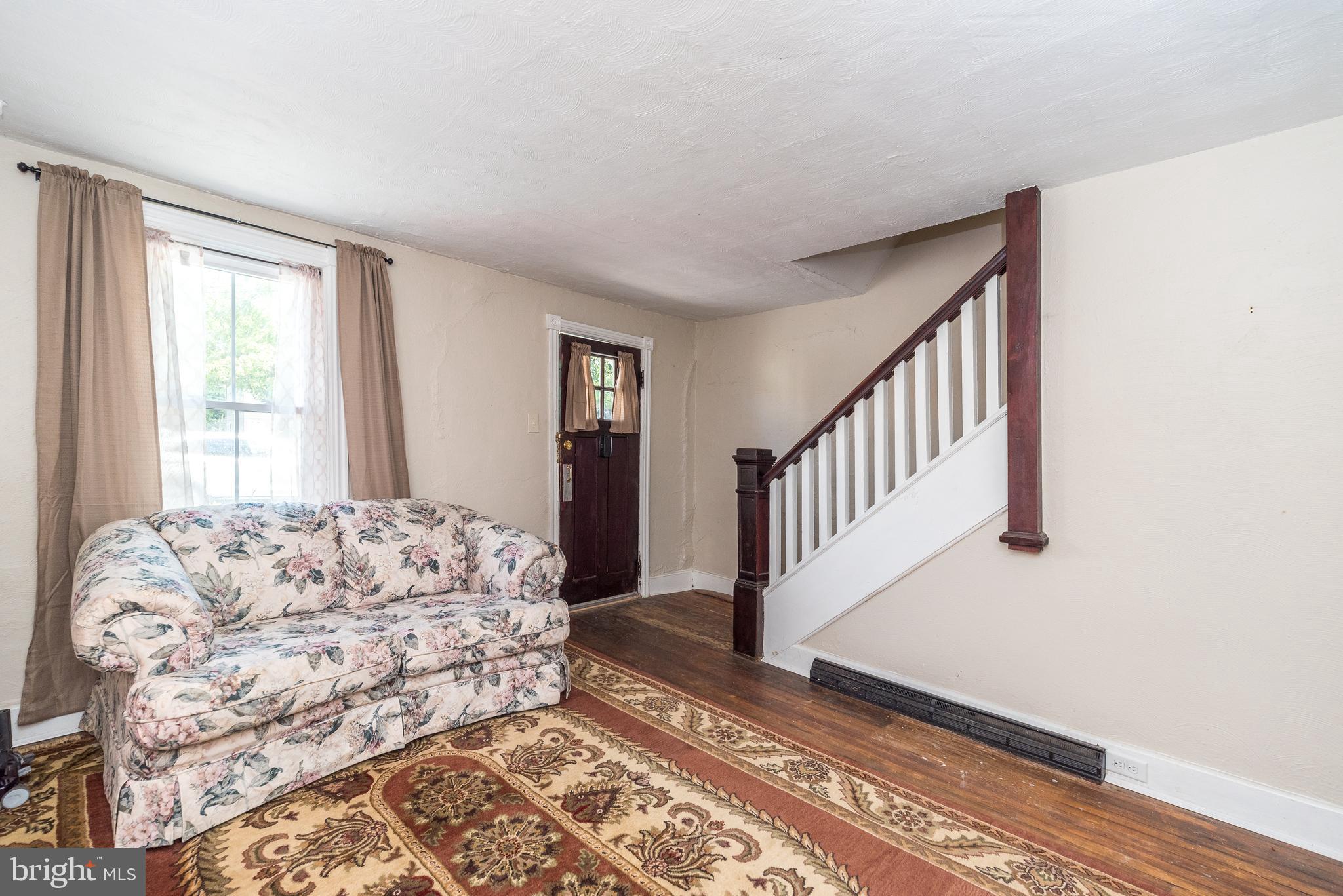 707 WAYSIDE WAY