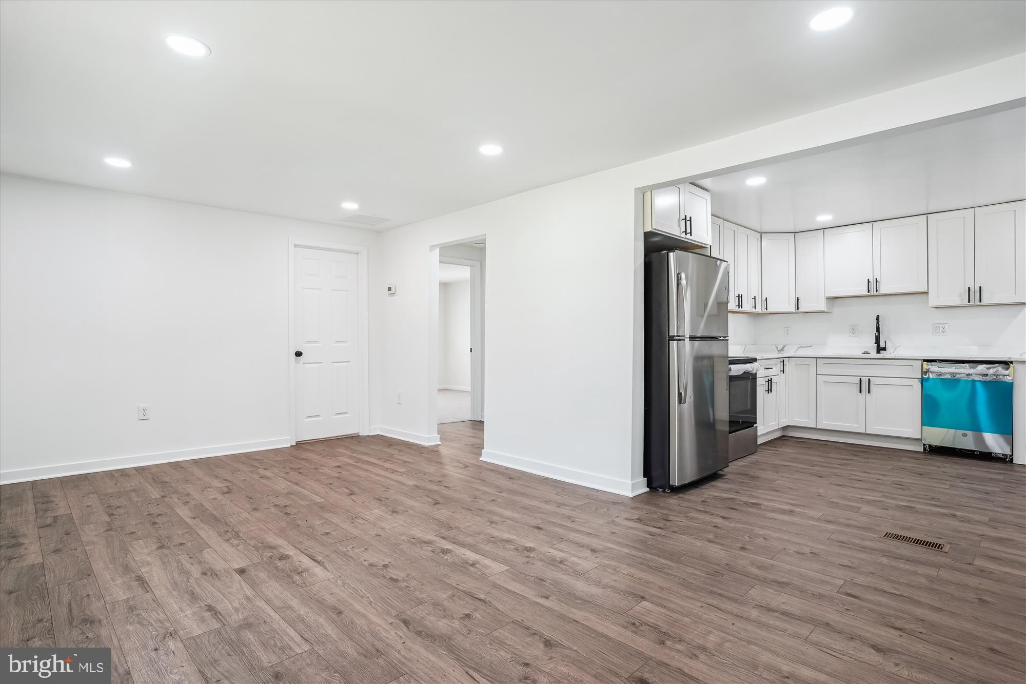 BRADBURY HEIGHTS - Residential