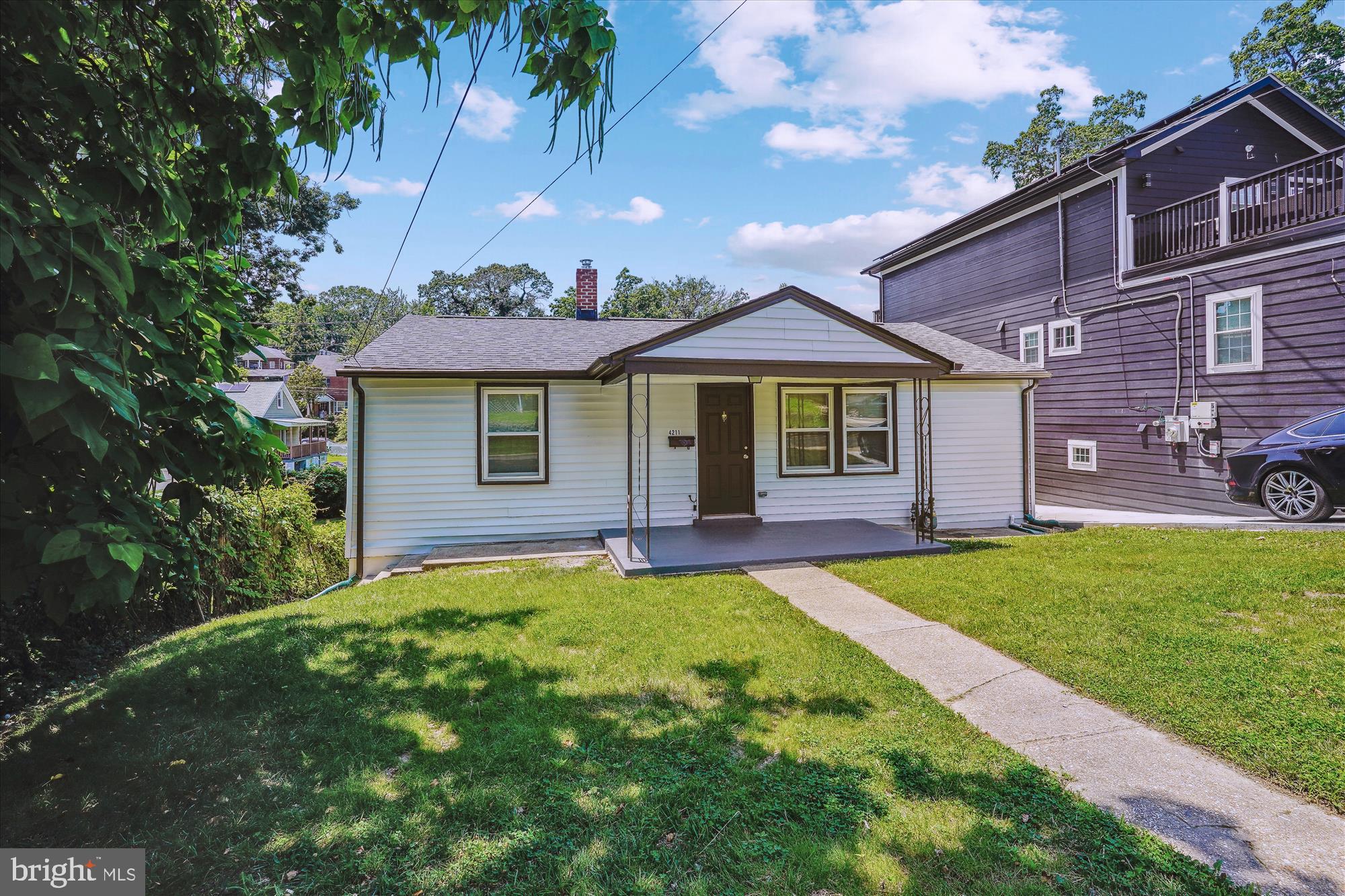 BRADBURY HEIGHTS - Residential