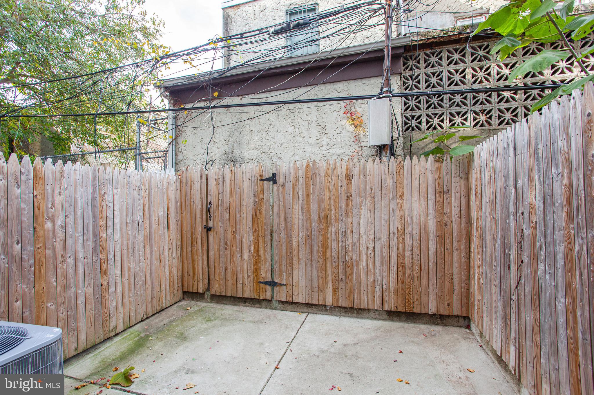 NORRIS SQUARE - Residential Lease