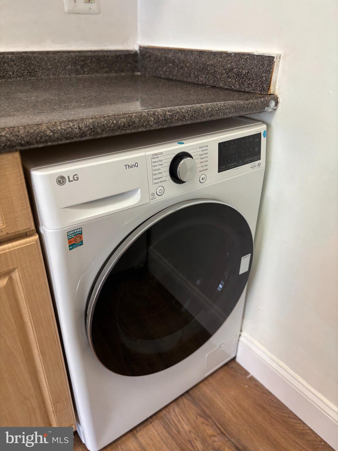 THE FAIRMONT 1005 CONDO - Residential Lease