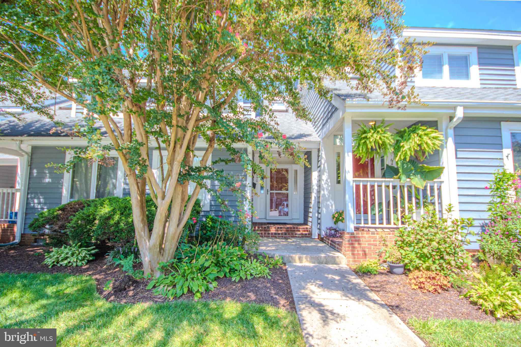 650 RIVER OAK COURT B-10 B