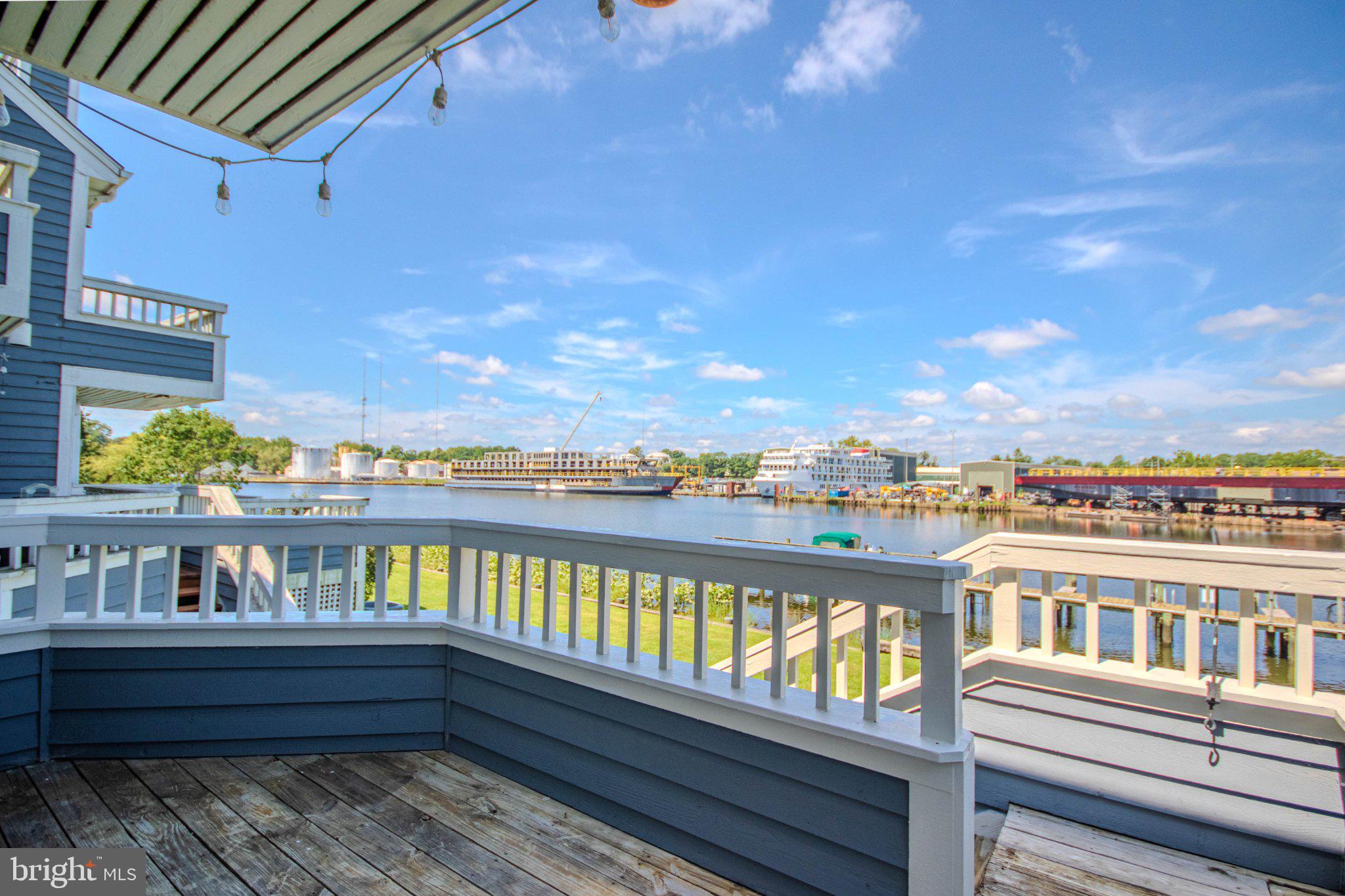 650 RIVER OAK COURT B-10 B