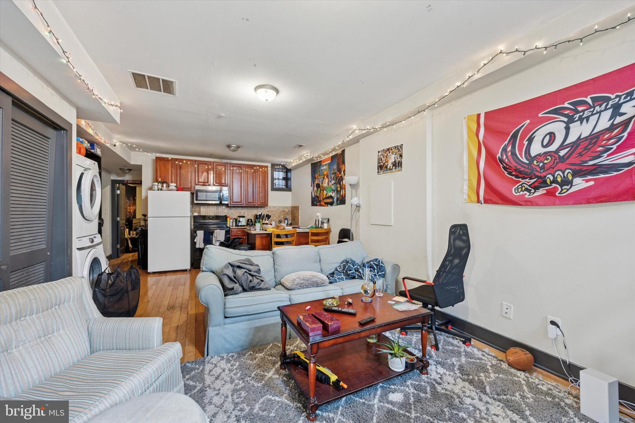 TEMPLE UNIVERSITY - Residential Lease