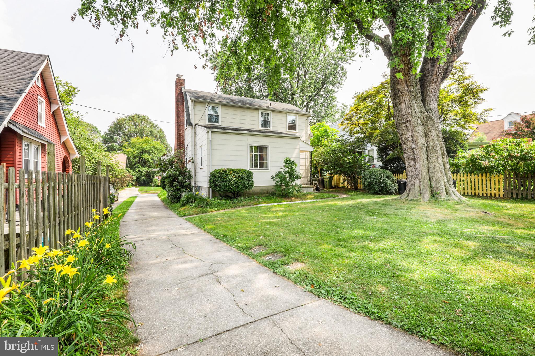 LAKE WALKER - Residential