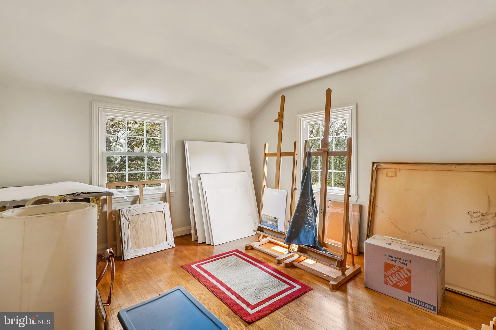 LAKE WALKER - Residential