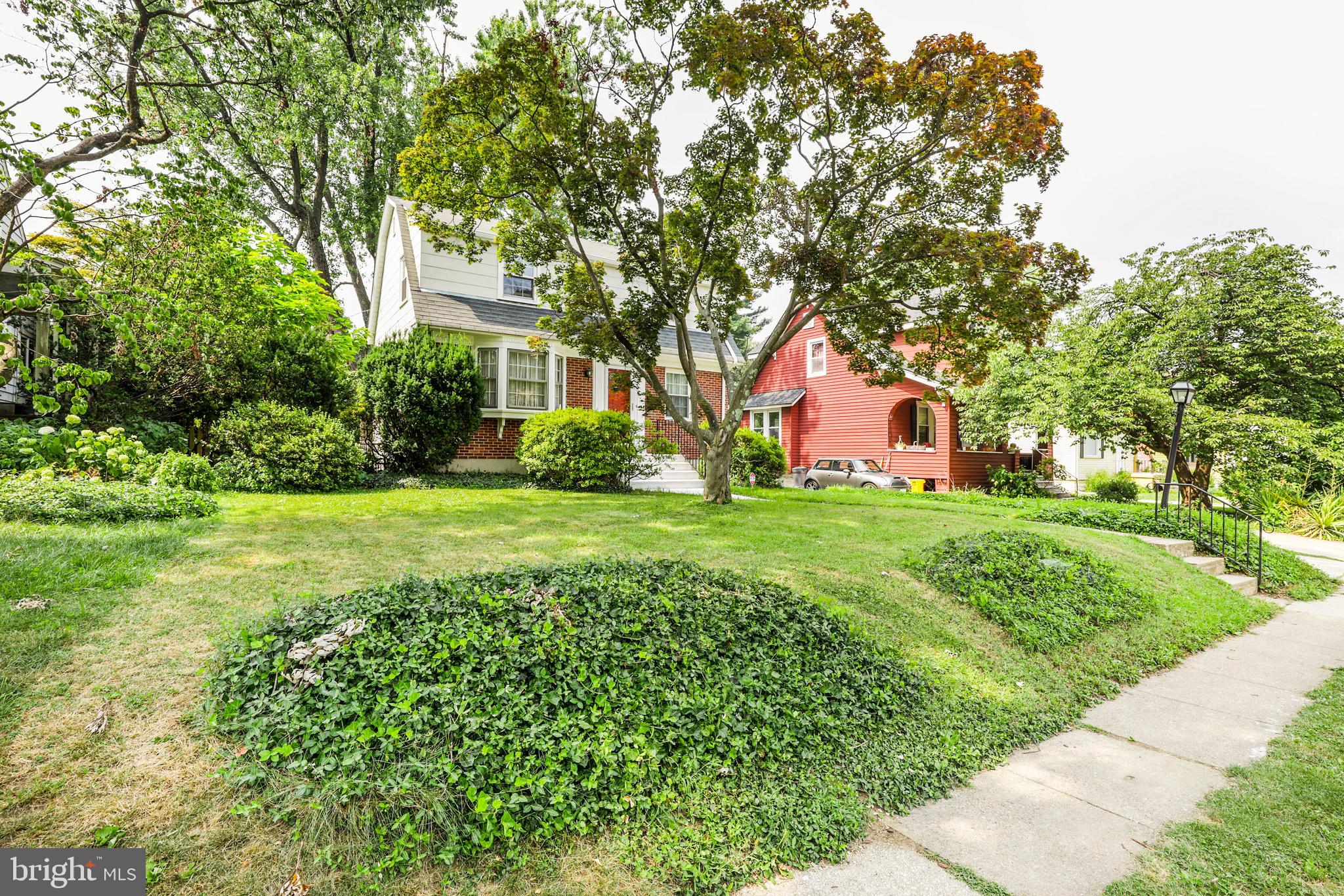 LAKE WALKER - Residential