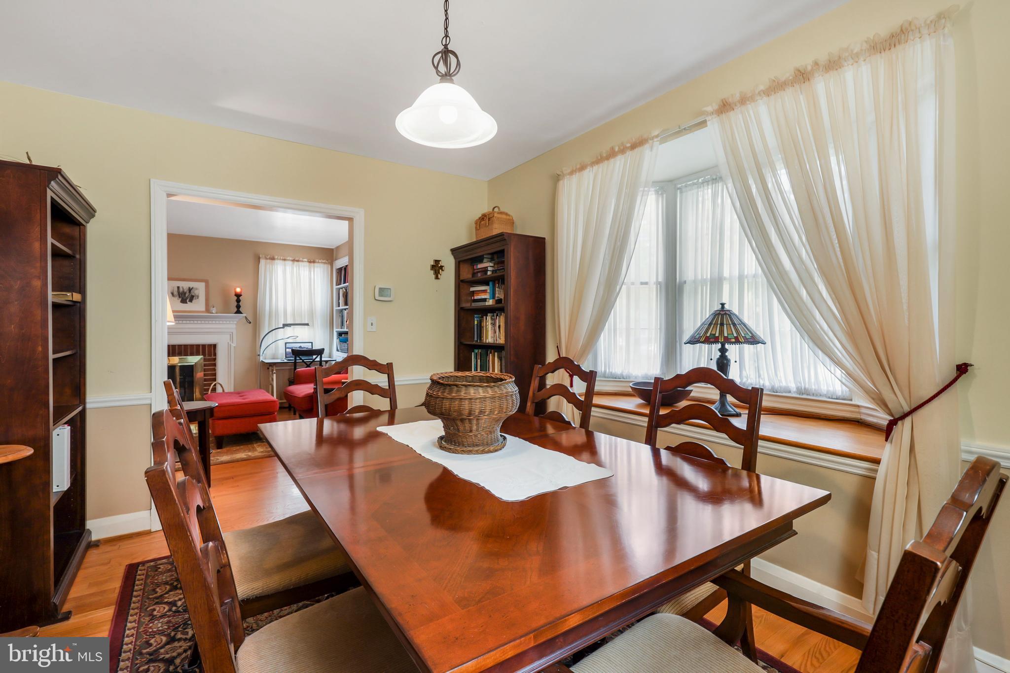 LAKE WALKER - Residential