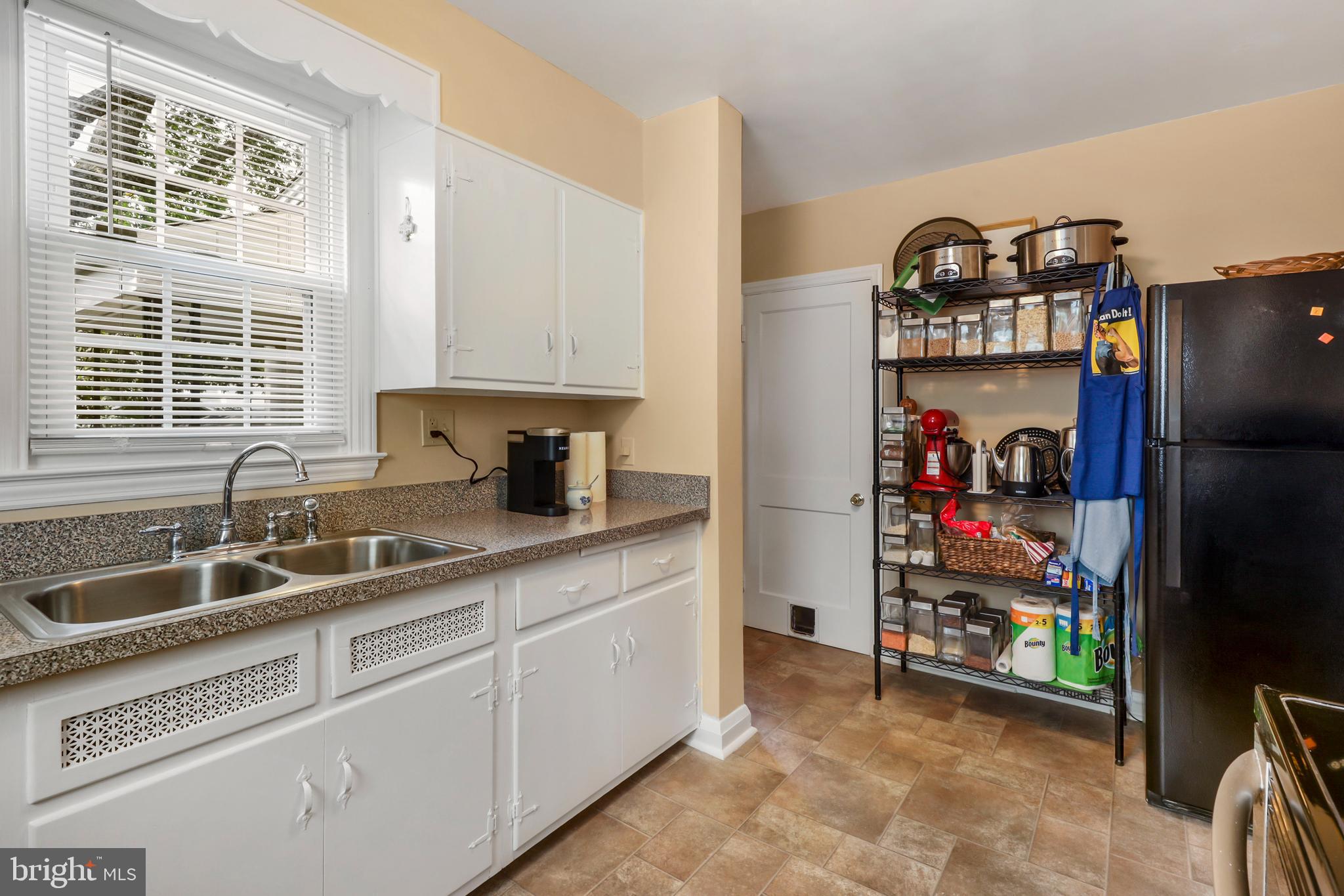 LAKE WALKER - Residential