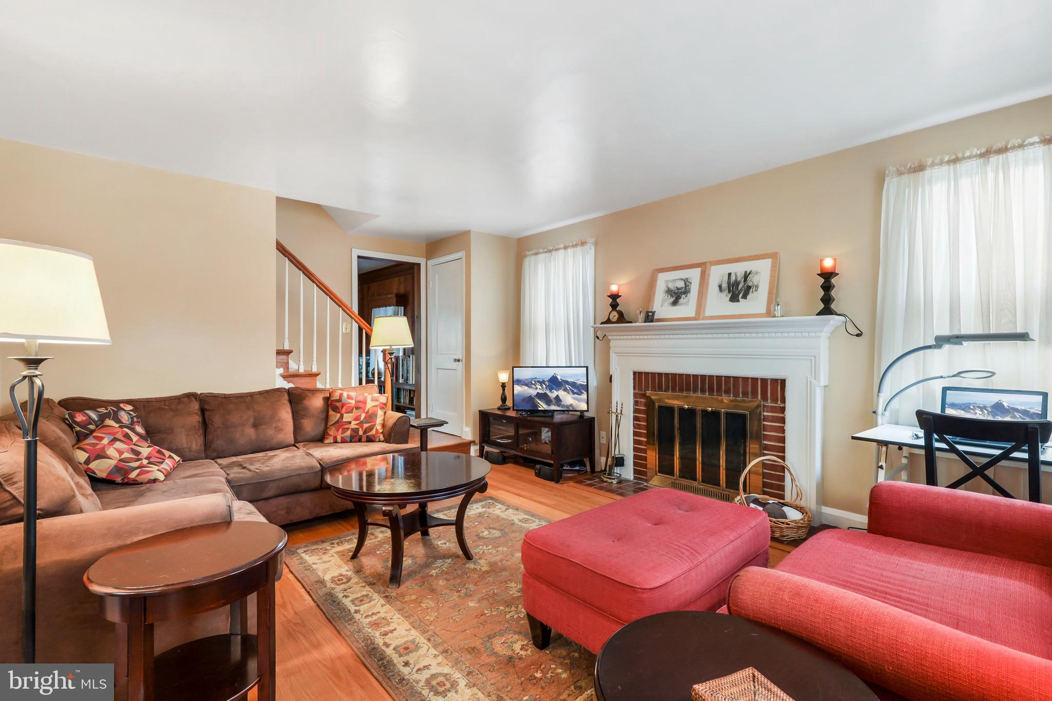 LAKE WALKER - Residential