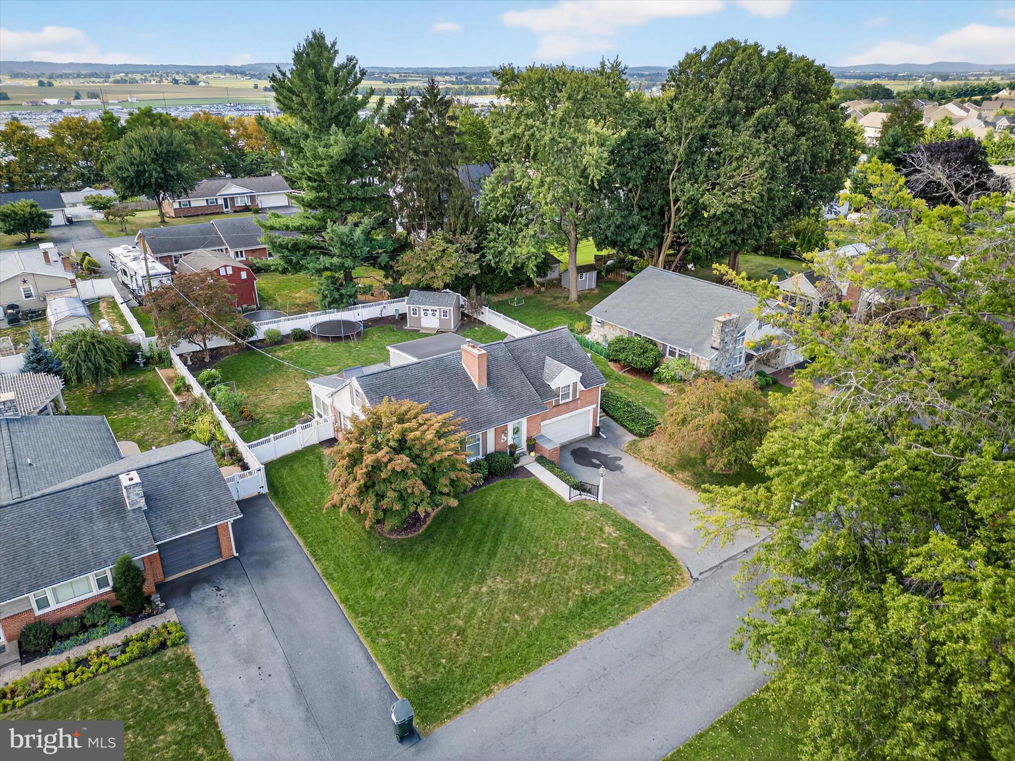 31 SUNSET AVENUE