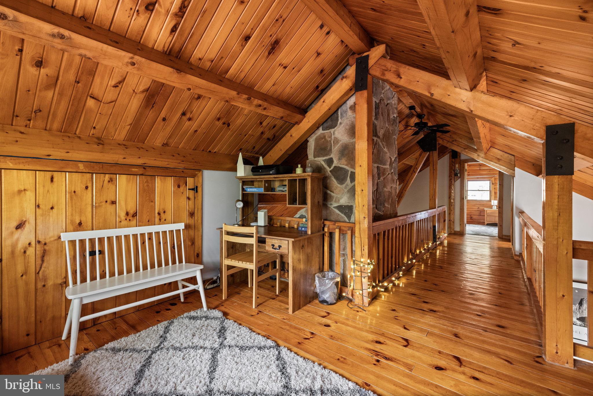 SHANNONDALE - Residential