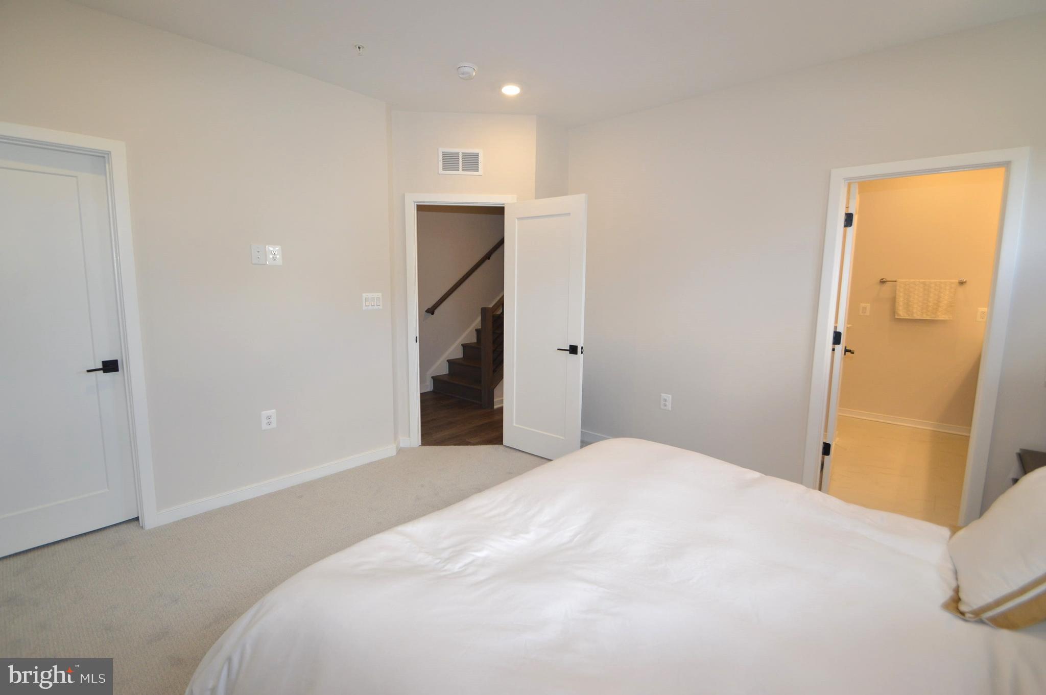 BRAMBLETON - Residential Lease