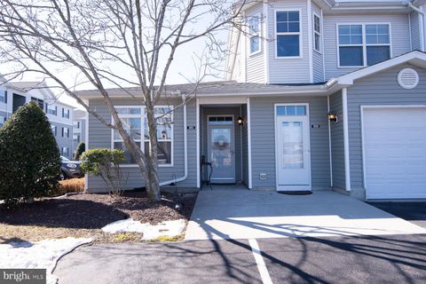 Condo For Sale - 34673 Villa Circle #301<br/> LEWES, DE 19958