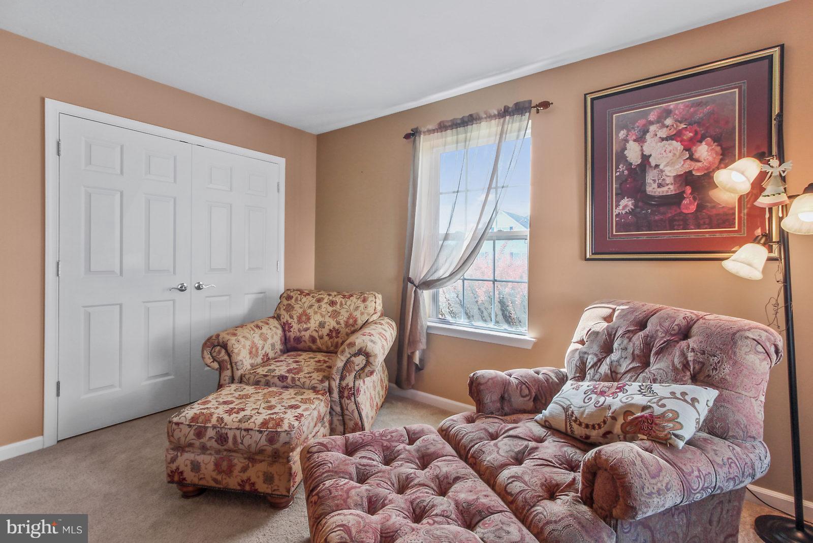 JACKSON HEIGHTS - Residential