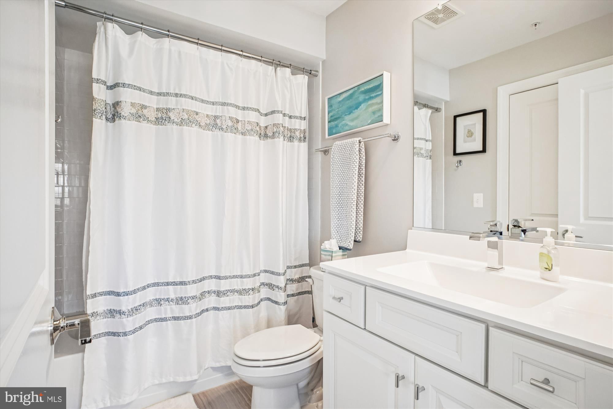 THE TOWNS AT SOUTH ALEX - Residential