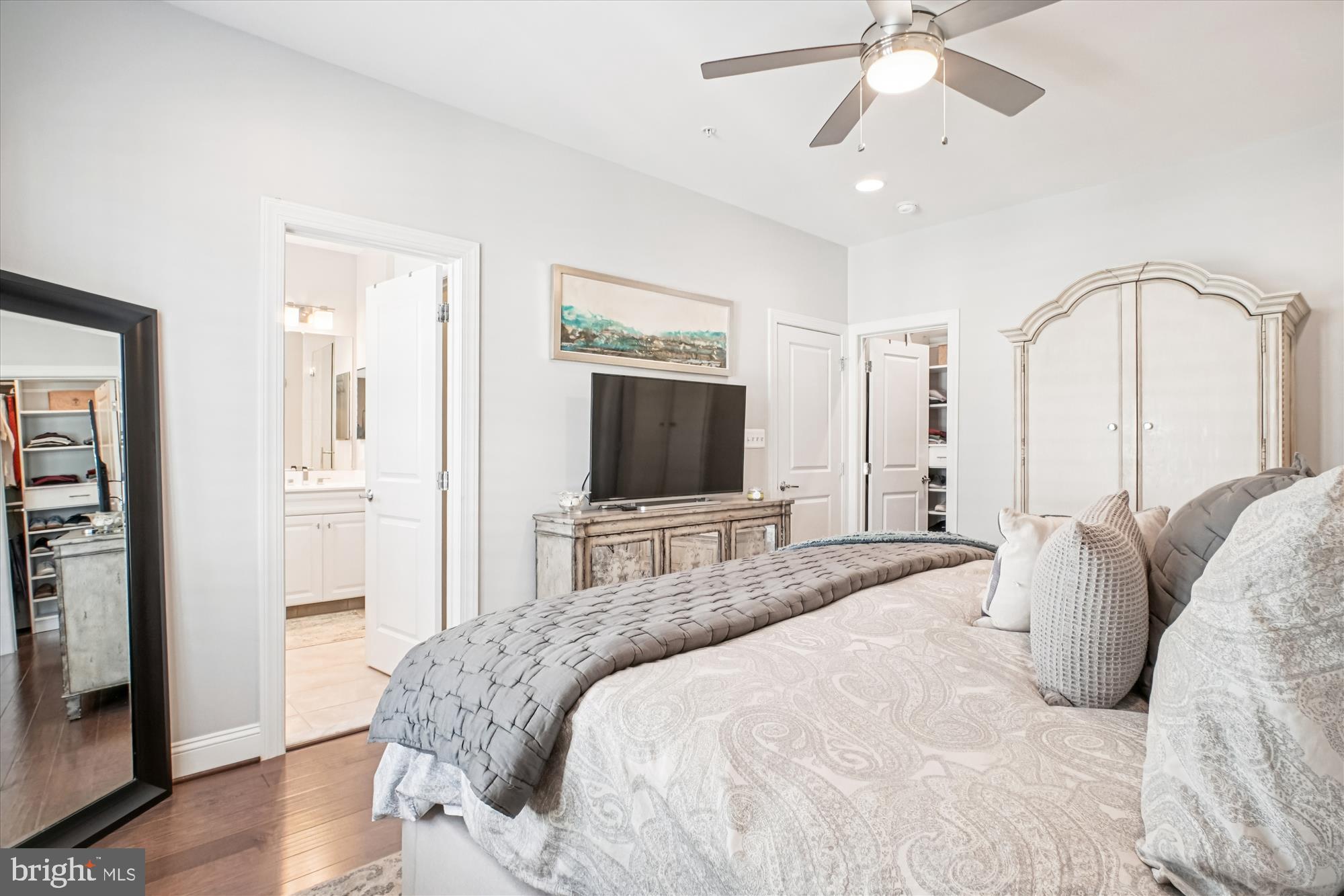 THE TOWNS AT SOUTH ALEX - Residential