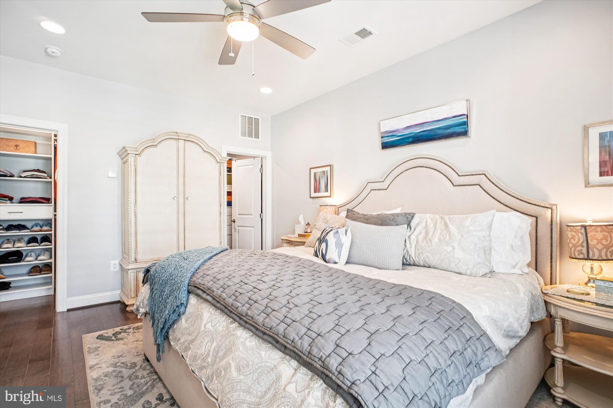 THE TOWNS AT SOUTH ALEX - Residential