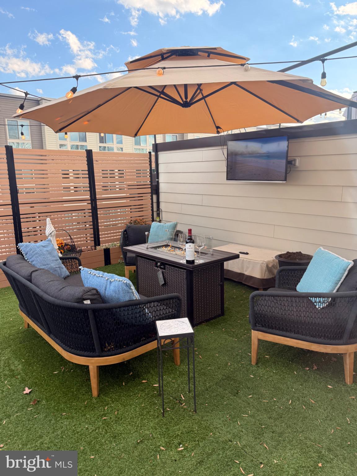 THE TOWNS AT SOUTH ALEX - Residential