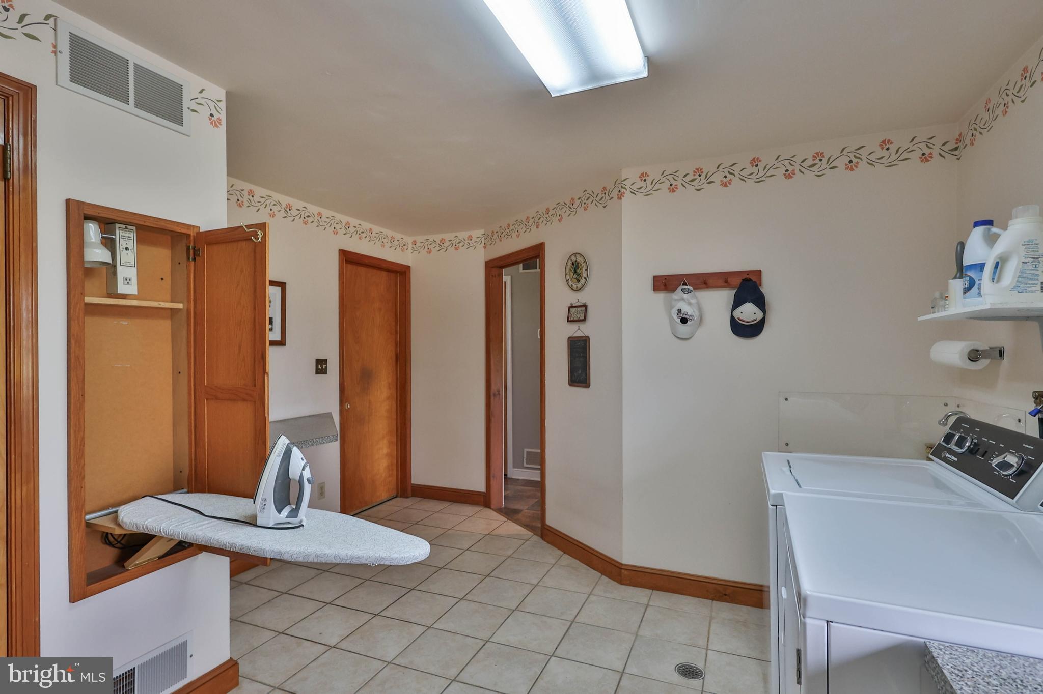 HILLCREST HEIGHTS - Residential