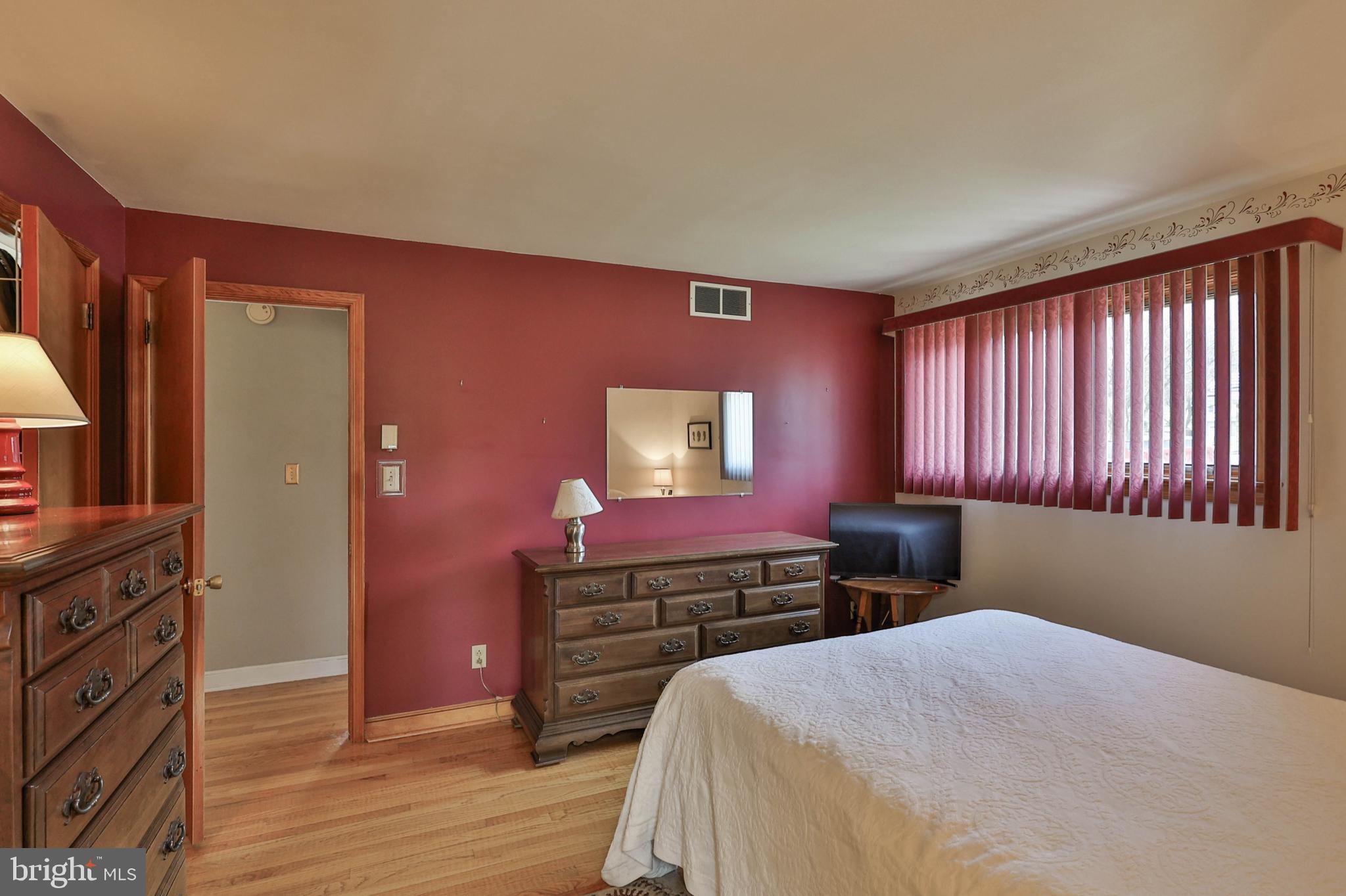 HILLCREST HEIGHTS - Residential