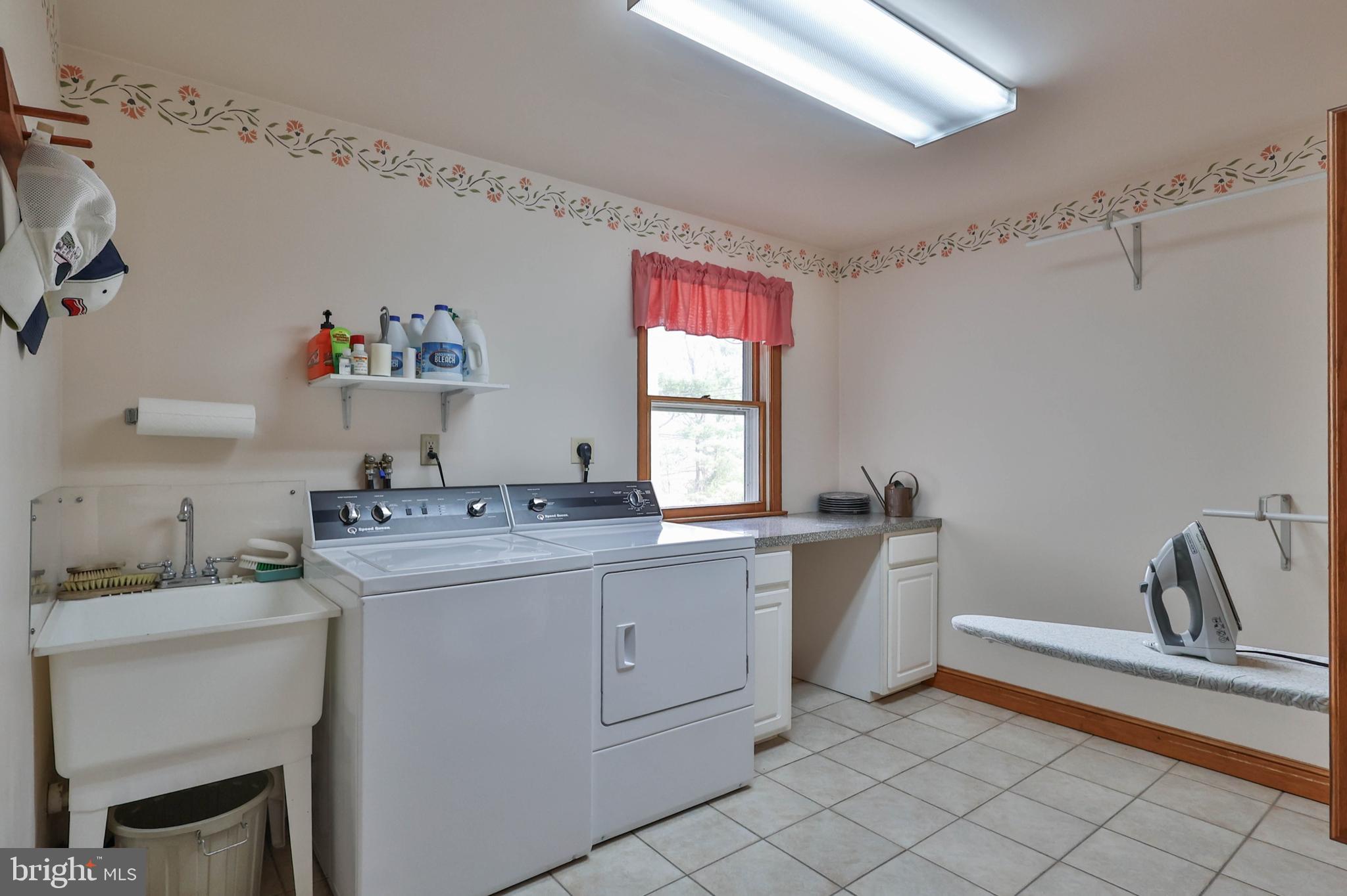 HILLCREST HEIGHTS - Residential